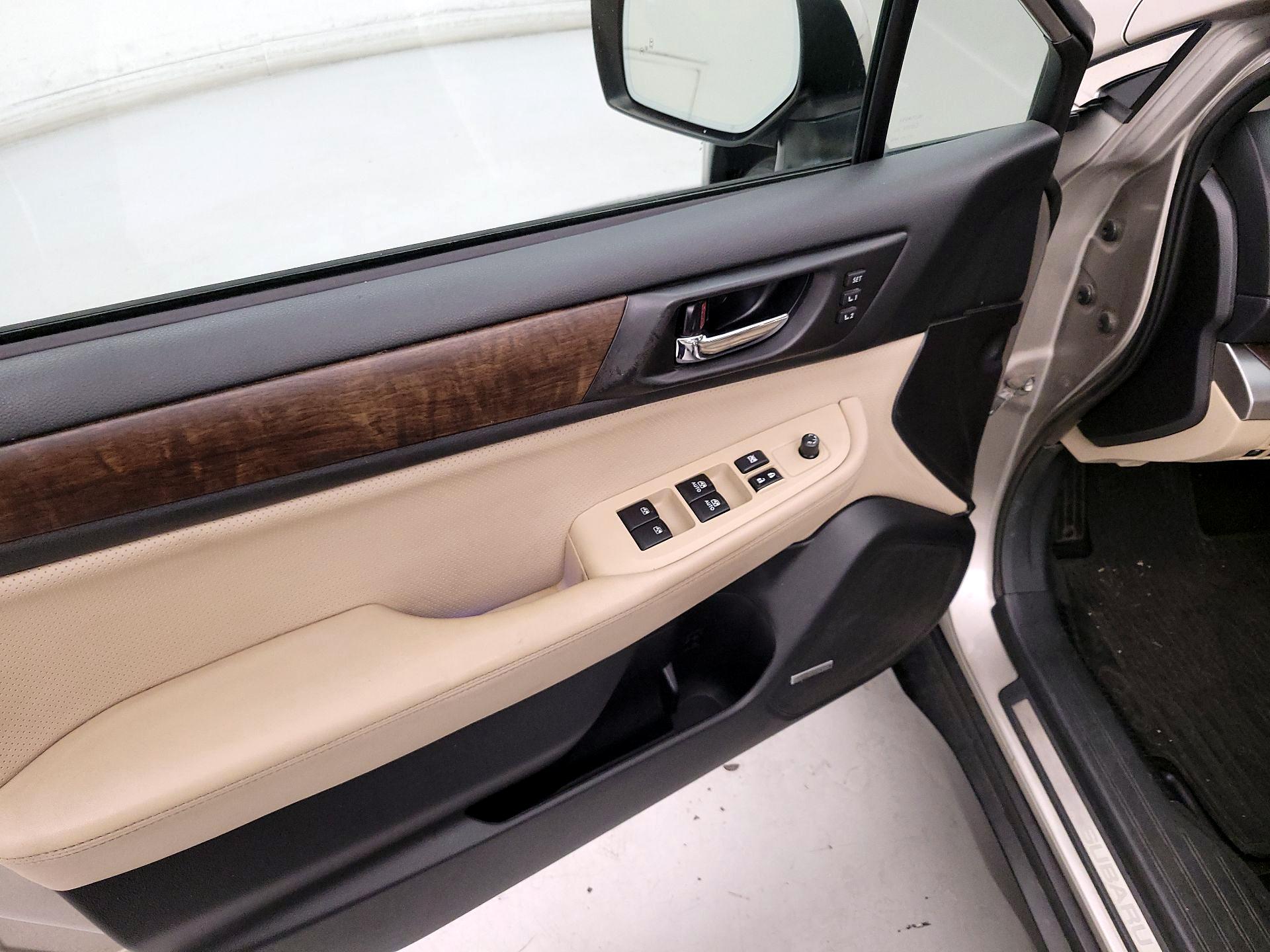 Thumbnail: 2017 Subaru Outback - 12