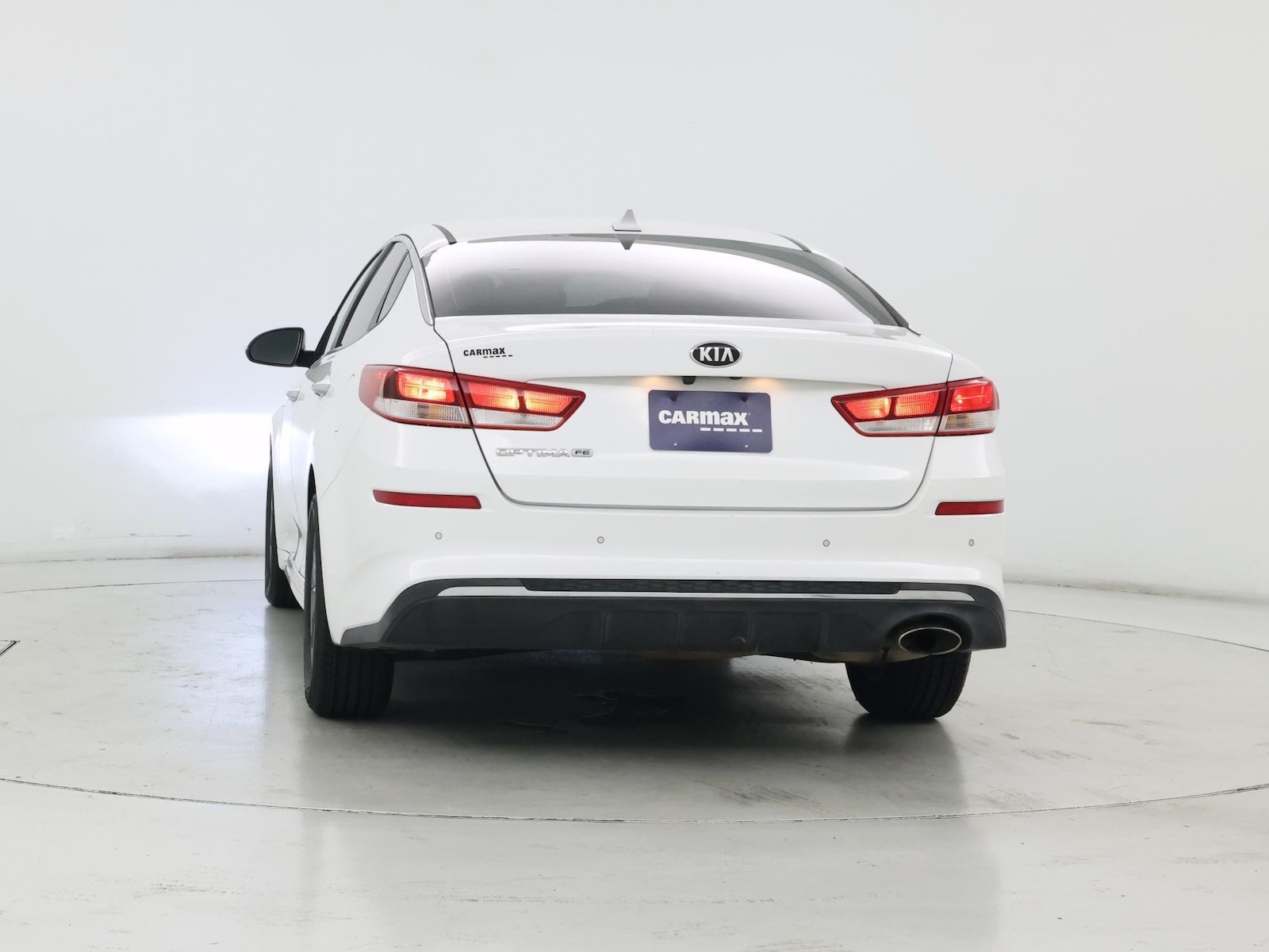 2019 Kia Optima LX - Photo 7