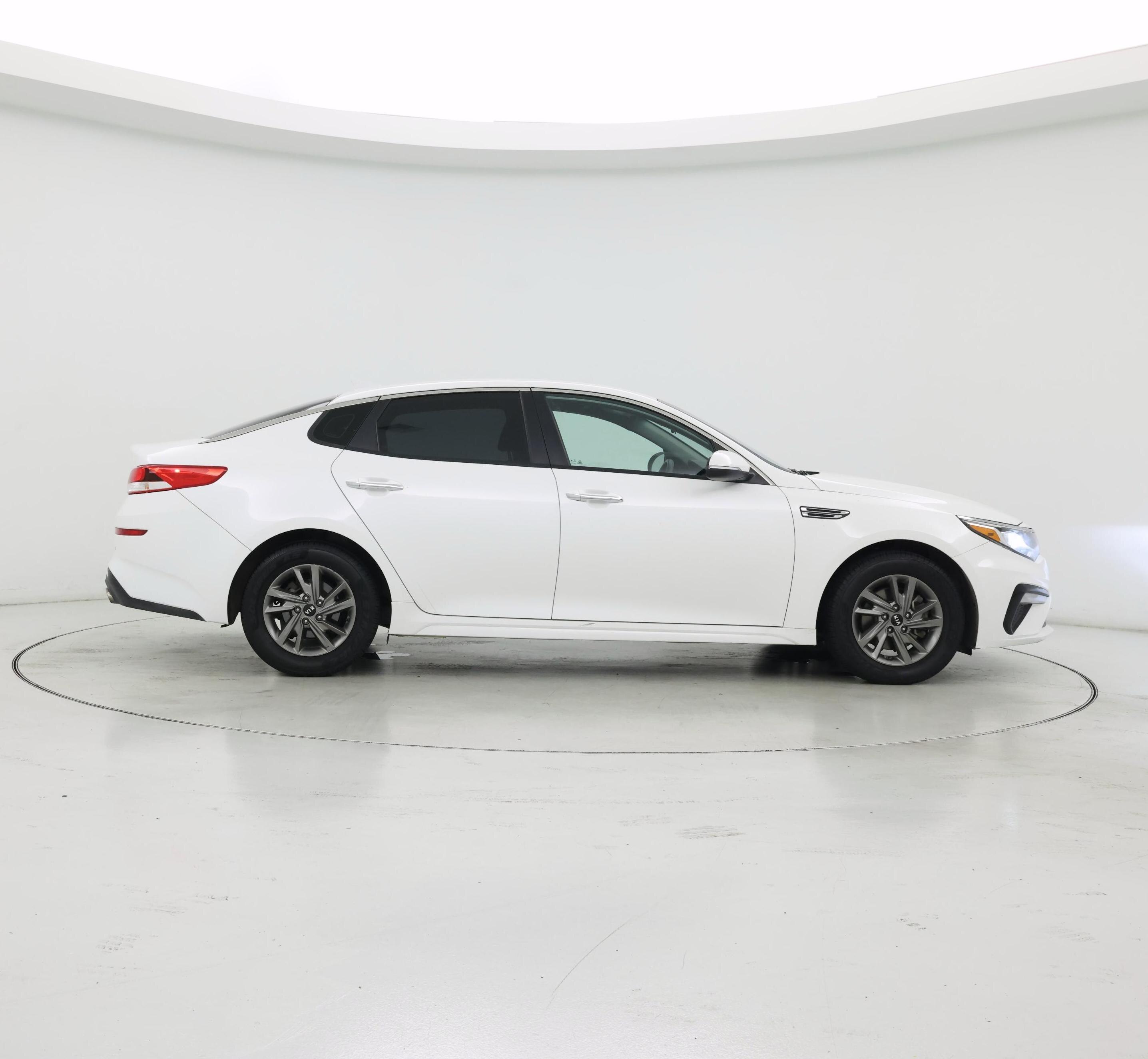 Thumbnail: 2019 Kia Optima - 7