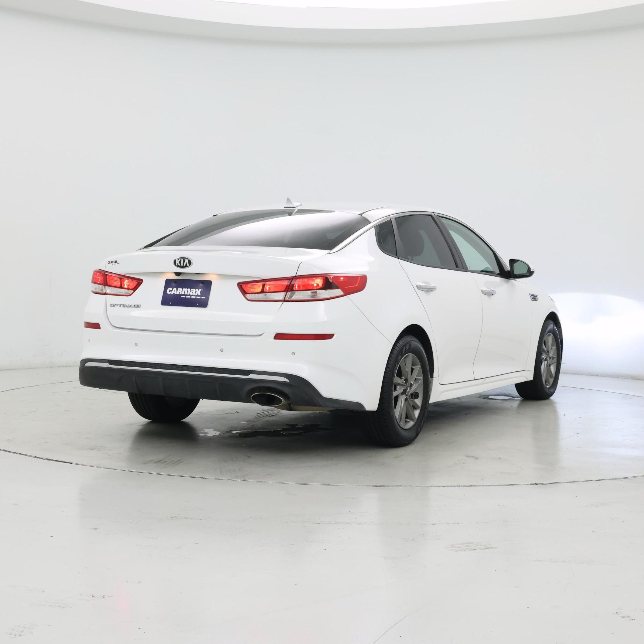 Thumbnail: 2019 Kia Optima - 8