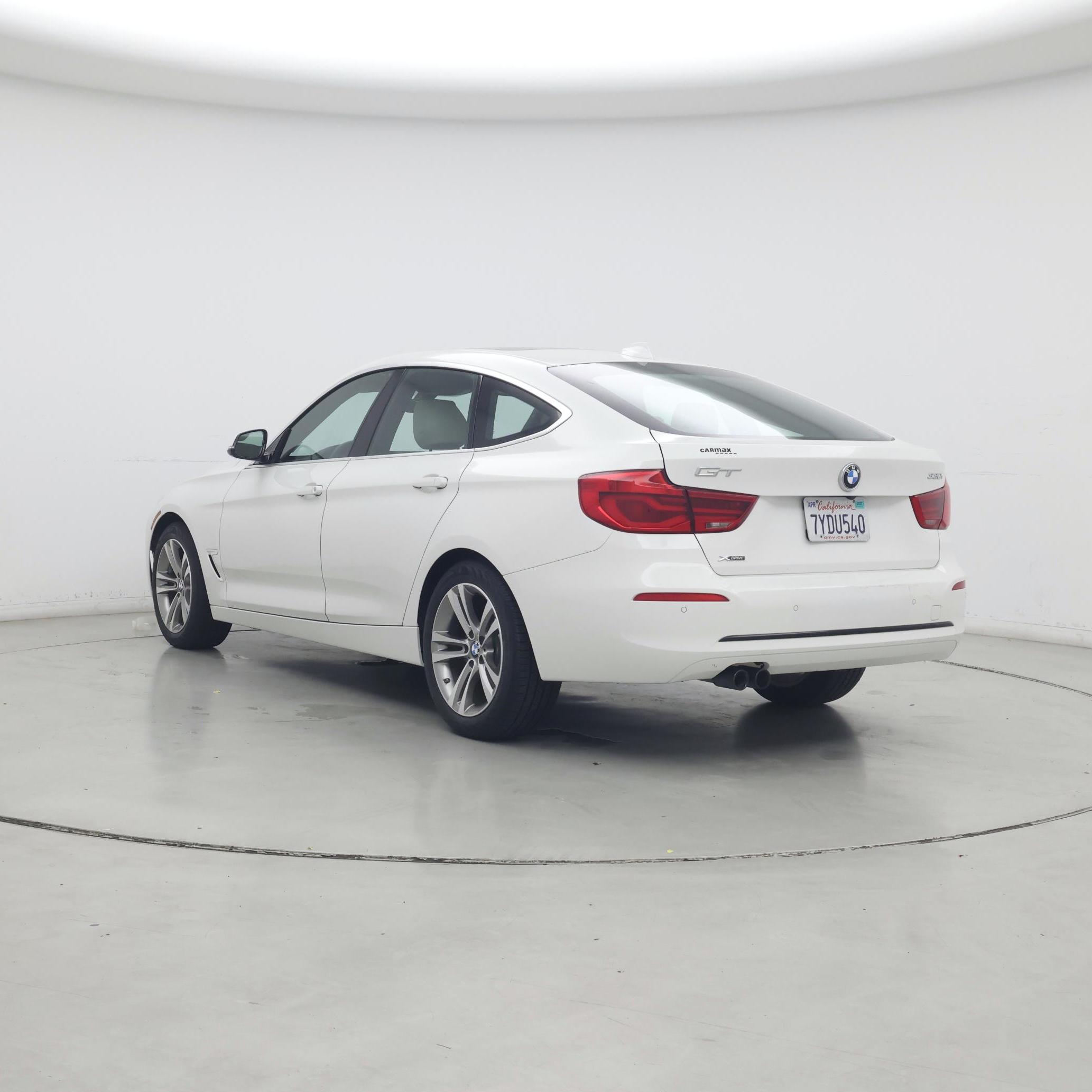Thumbnail: 2017 BMW 3 Series - 2