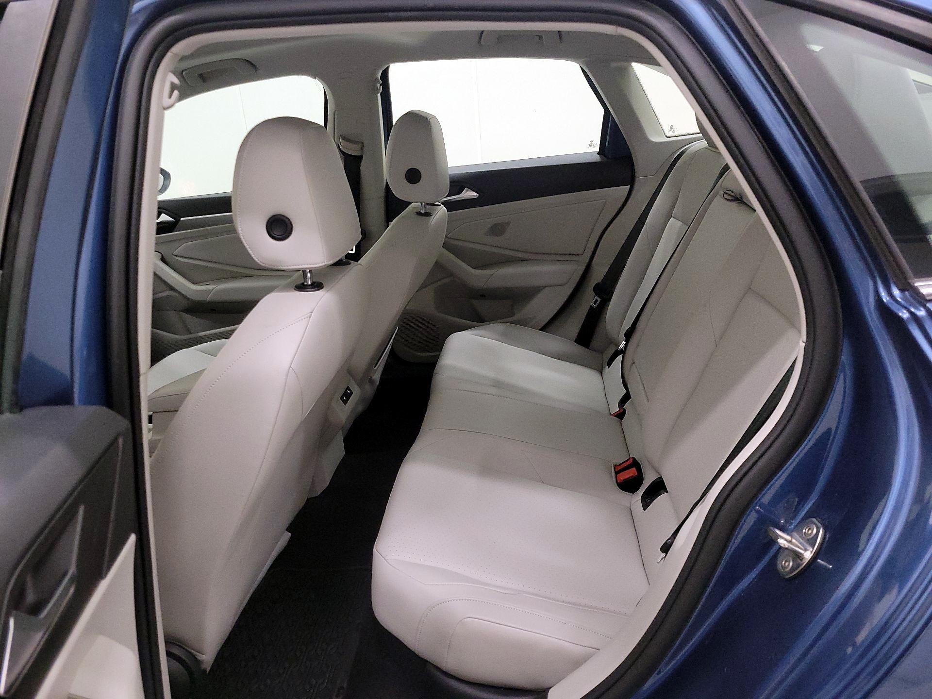 Thumbnail: 2019 Volkswagen Jetta - 20