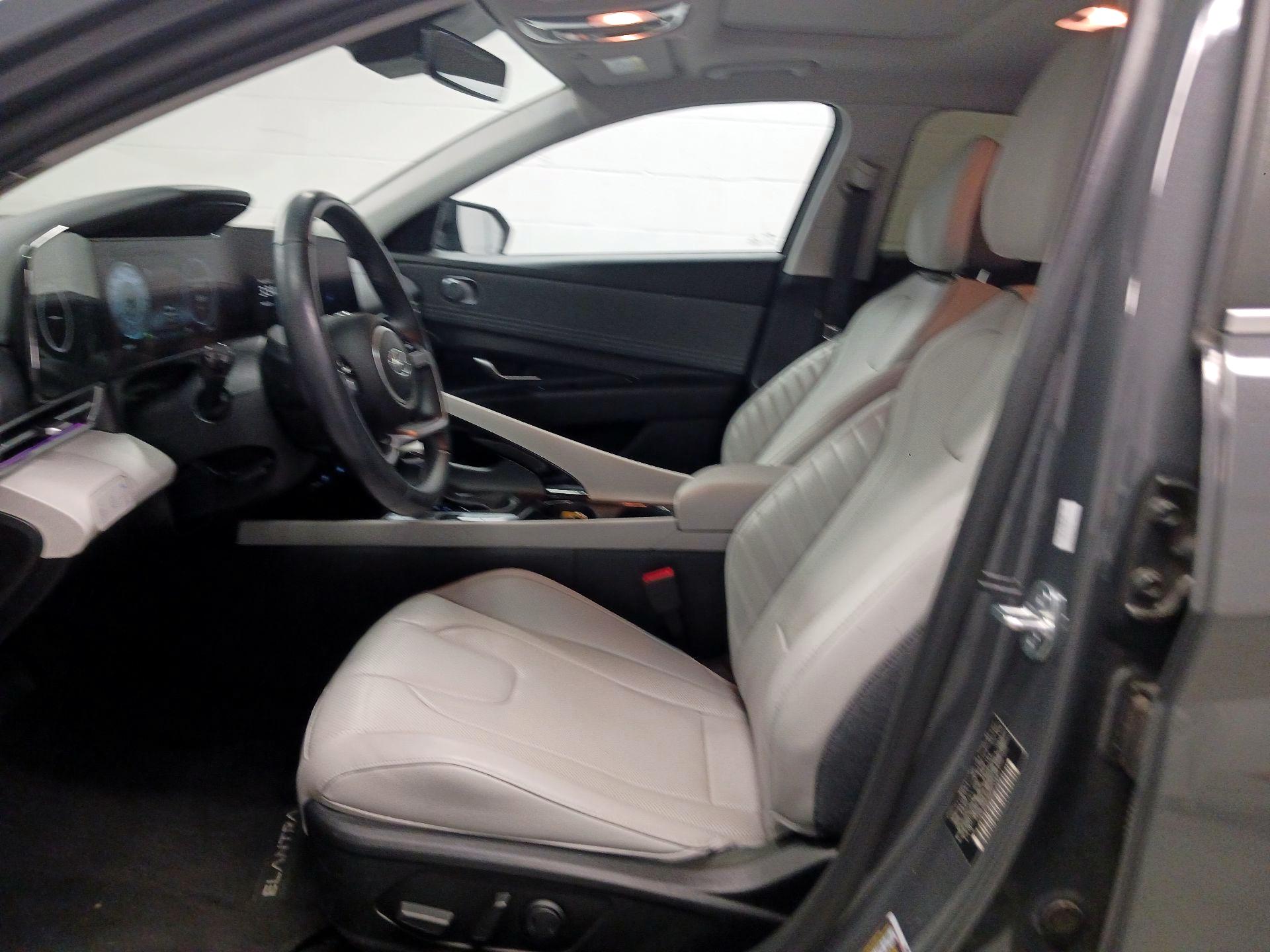 Thumbnail: 2023 Hyundai Elantra - 11