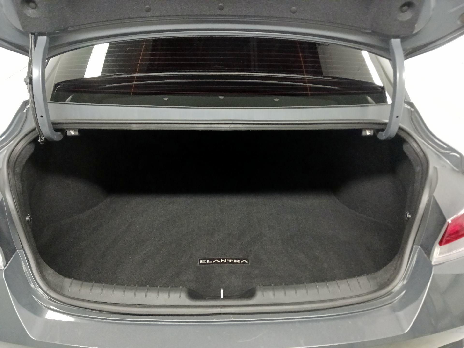 Thumbnail: 2023 Hyundai Elantra - 18