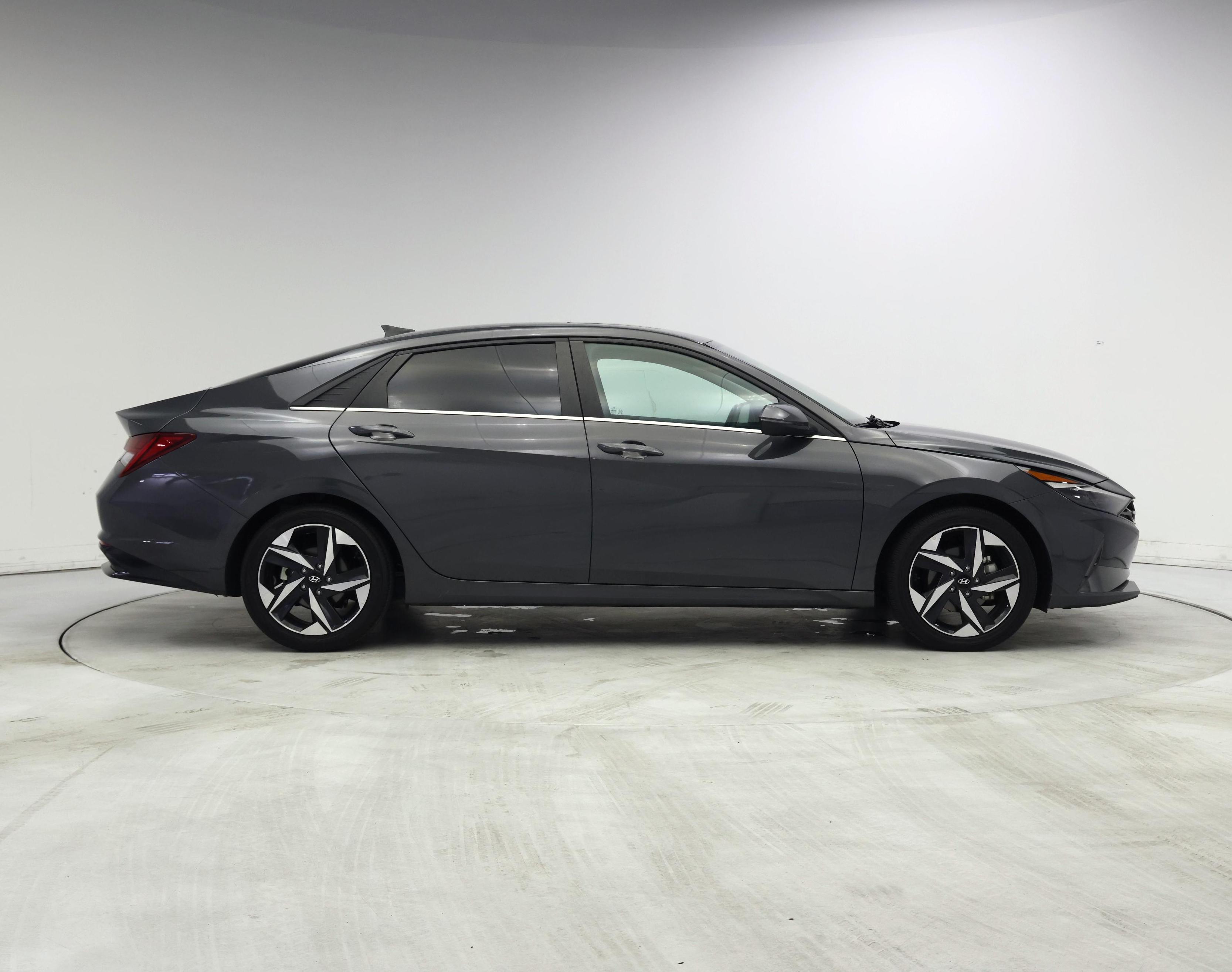 Thumbnail: 2023 Hyundai Elantra - 7