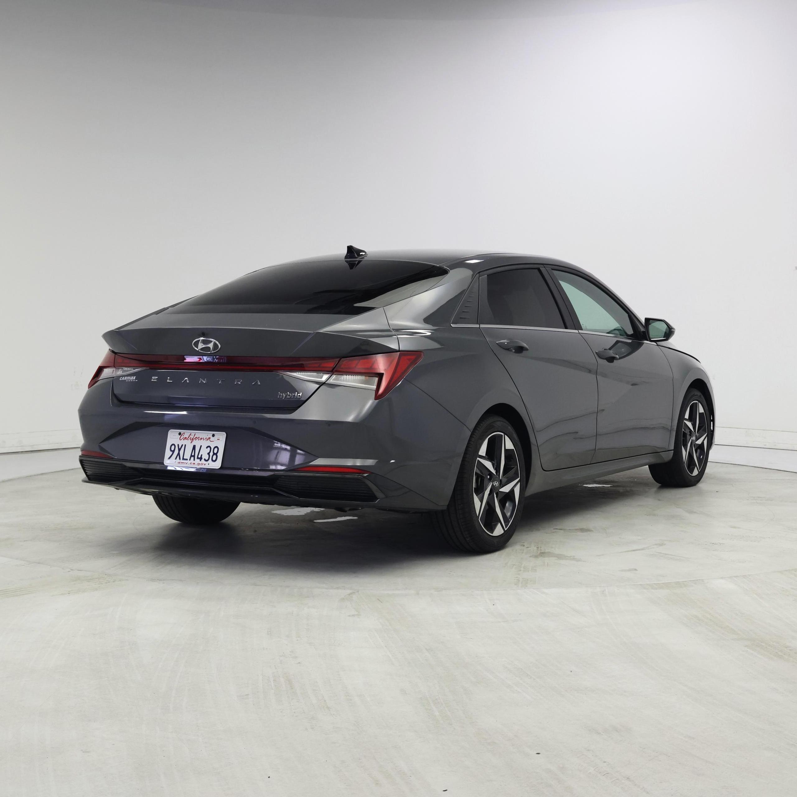 Thumbnail: 2023 Hyundai Elantra - 8