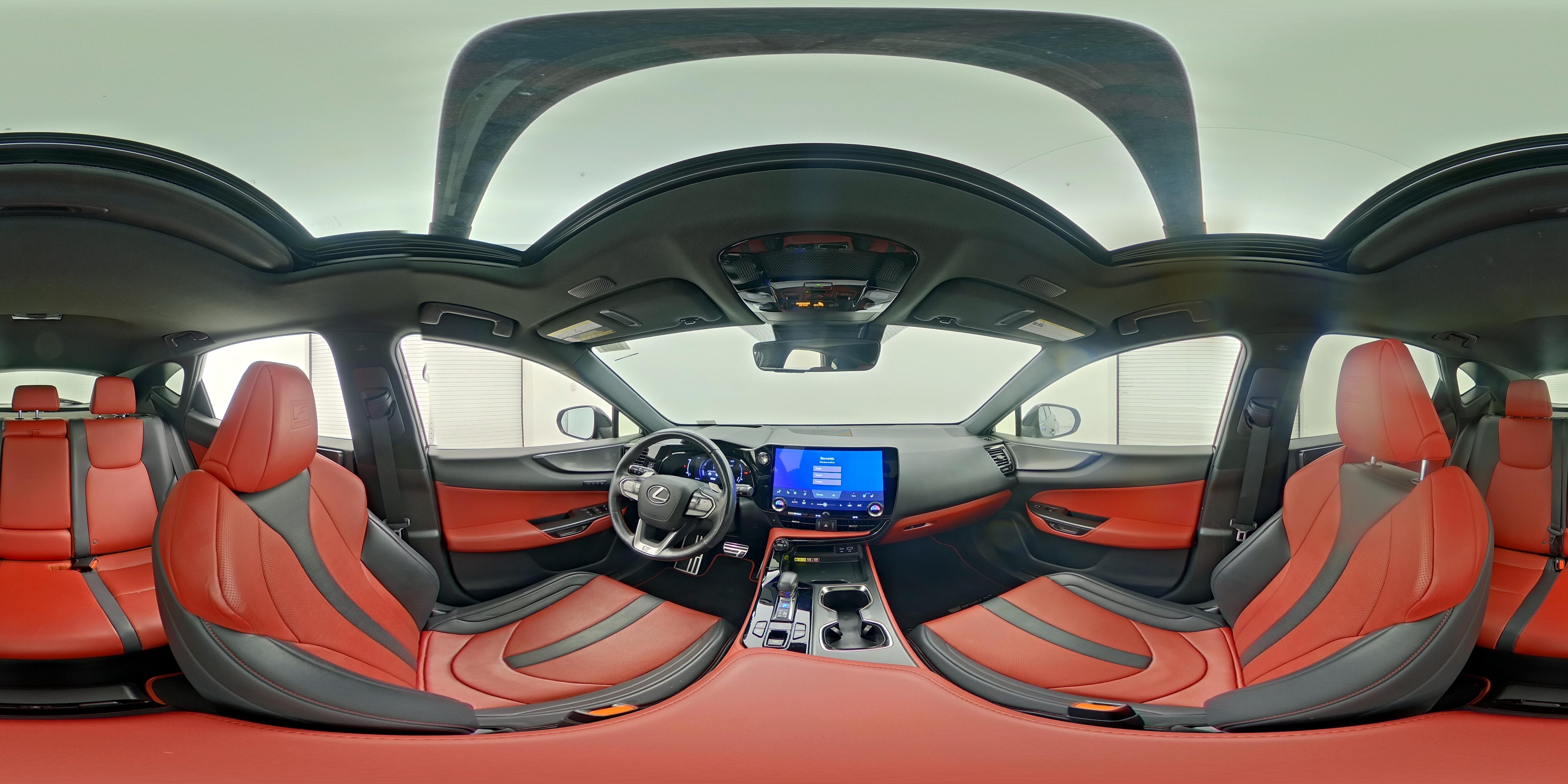 2024 Lexus NX PHEV 450h+ - Photo 25