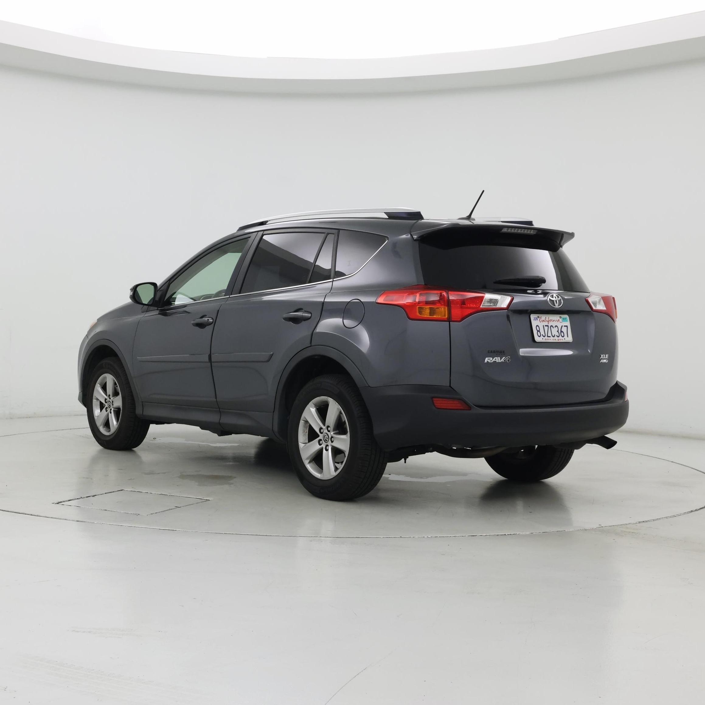 Thumbnail: 2015 Toyota RAV4 - 2