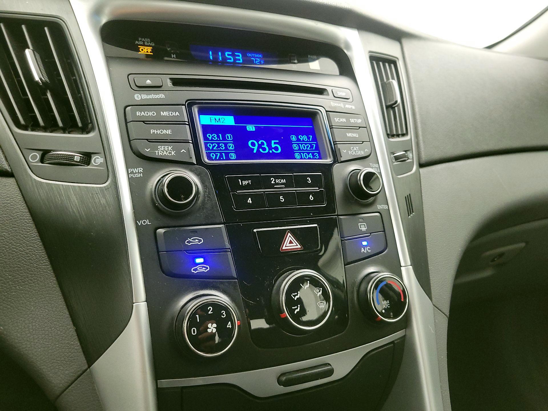 Thumbnail: 2014 Hyundai Sonata - 15
