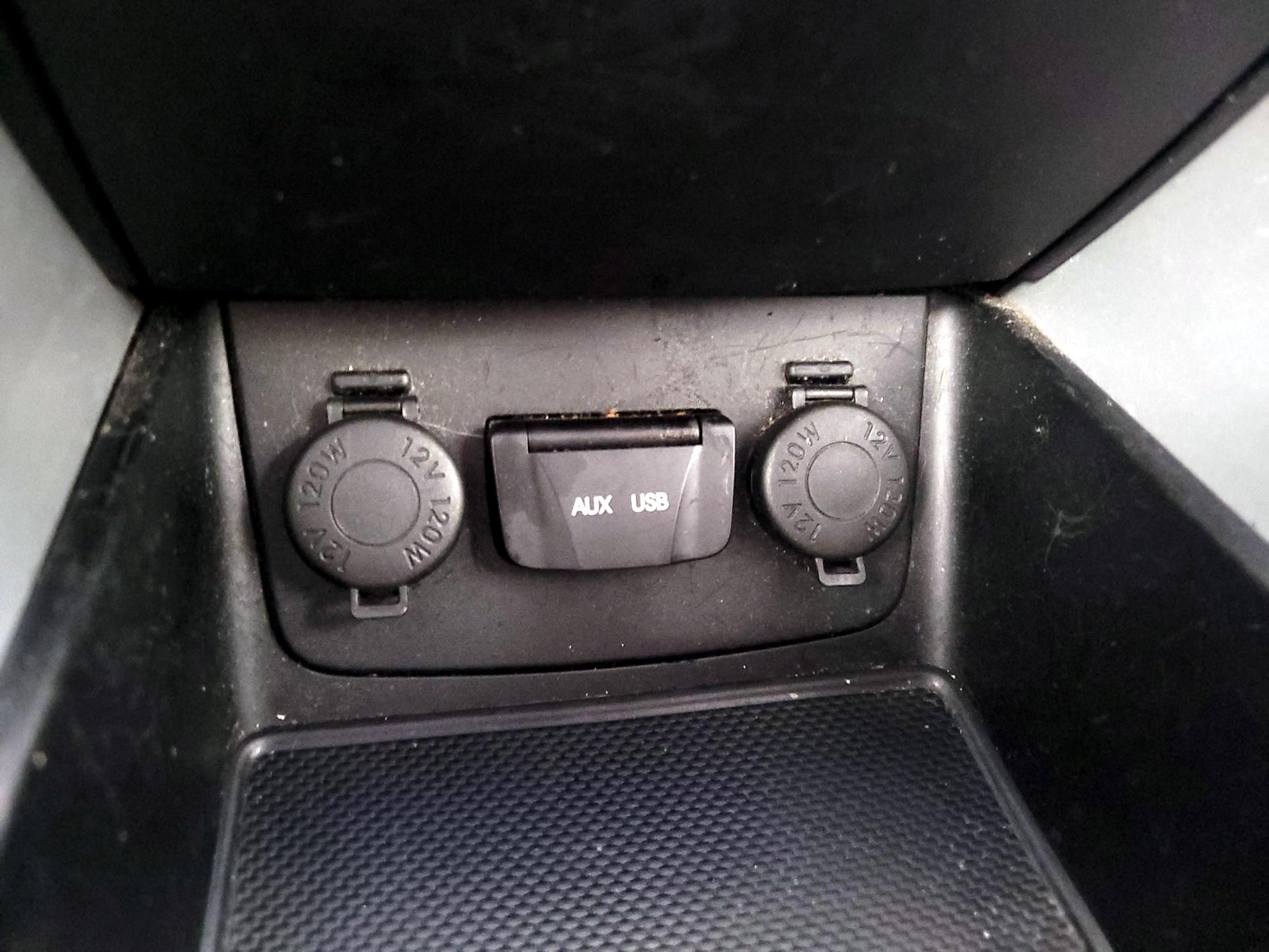 Thumbnail: 2014 Hyundai Sonata - 17