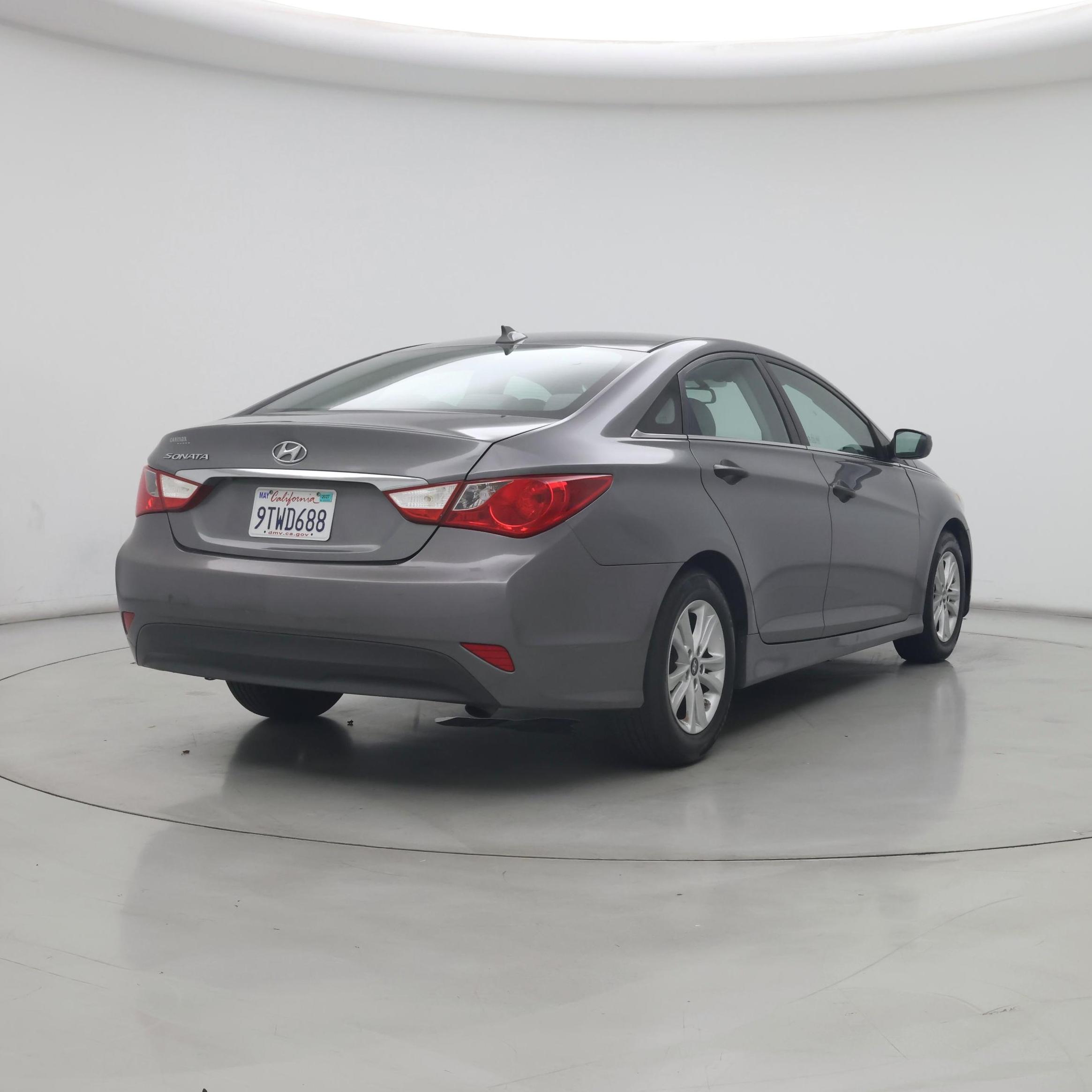 Thumbnail: 2014 Hyundai Sonata - 8