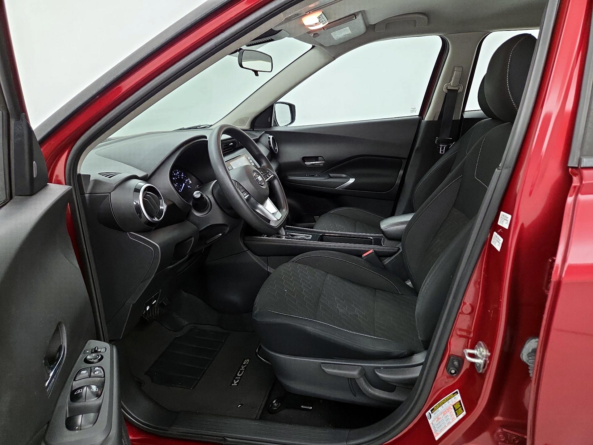 Thumbnail: 2021 Nissan Kicks - 11