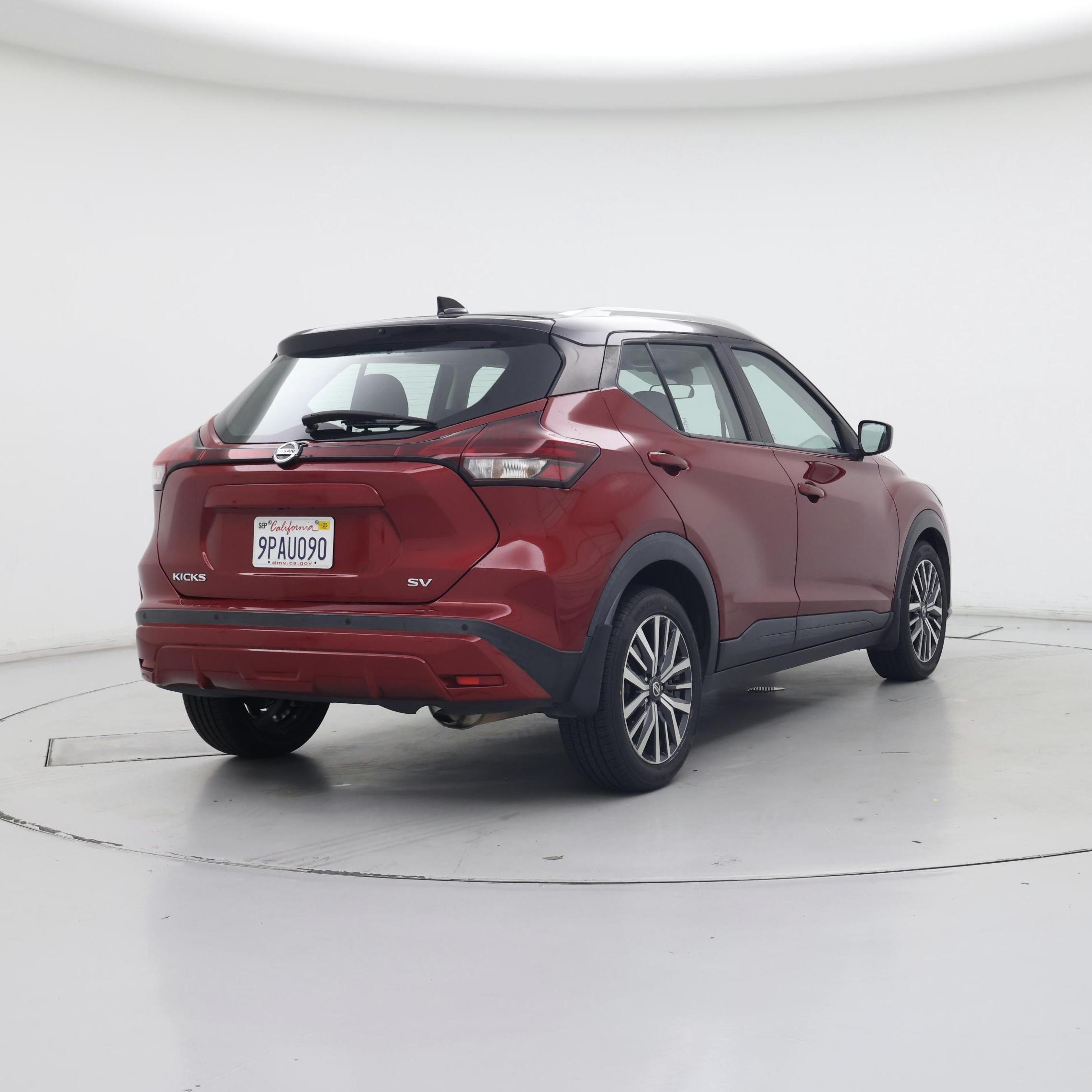Thumbnail: 2021 Nissan Kicks - 8