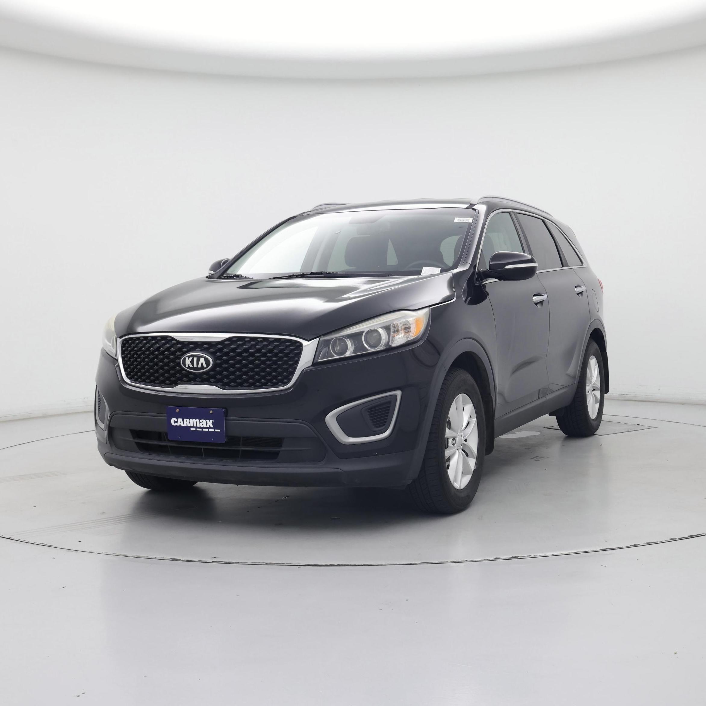 Thumbnail: 2016 Kia Sorento - 4