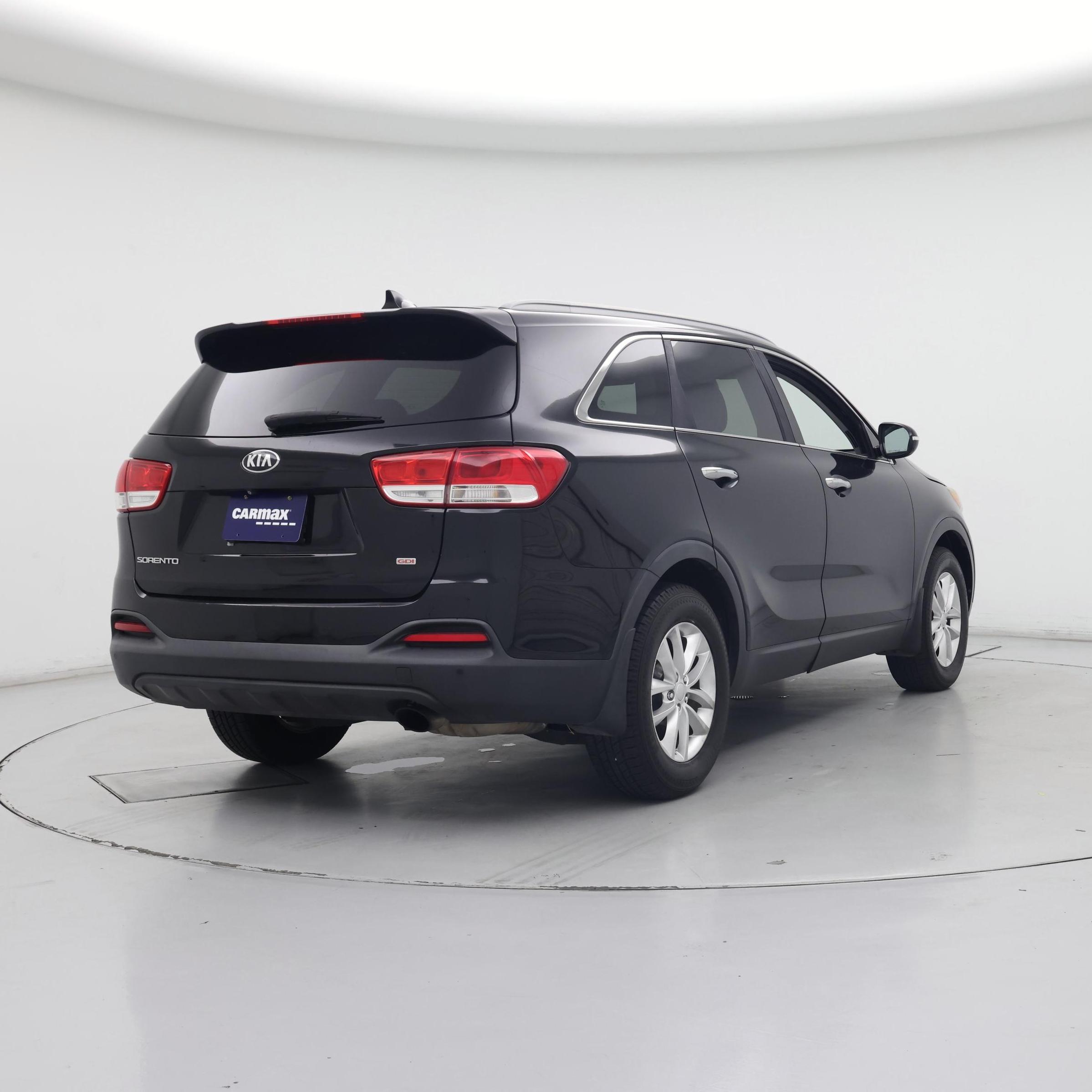 Thumbnail: 2016 Kia Sorento - 8