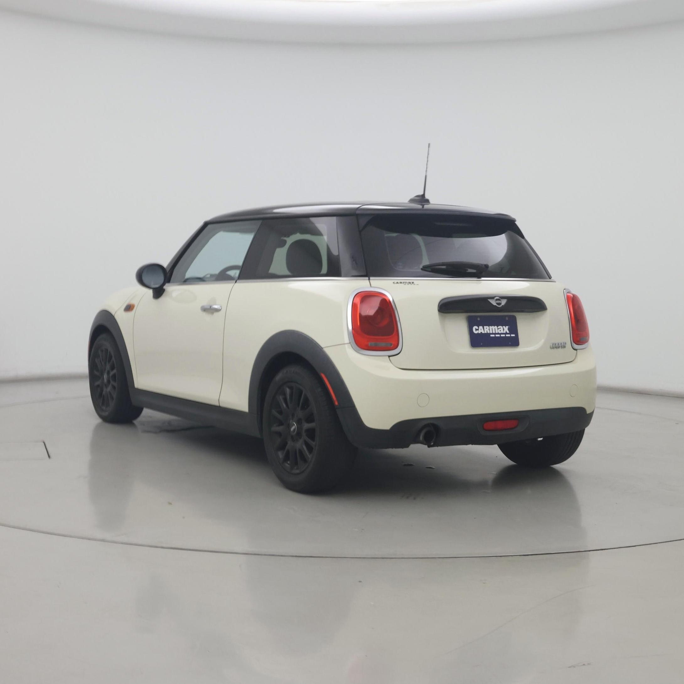 Thumbnail: 2017 MINI Cooper Hardtop - 2