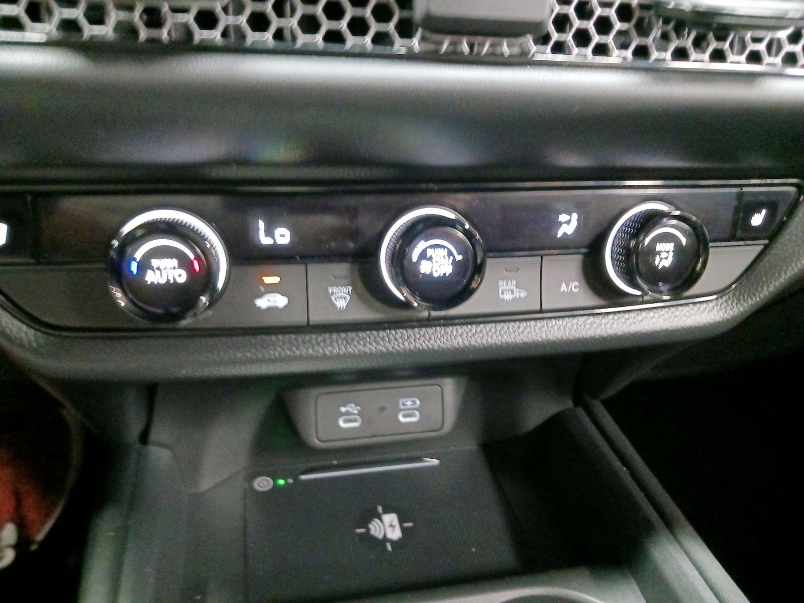 2026 Honda HR-V Sport - Photo 15