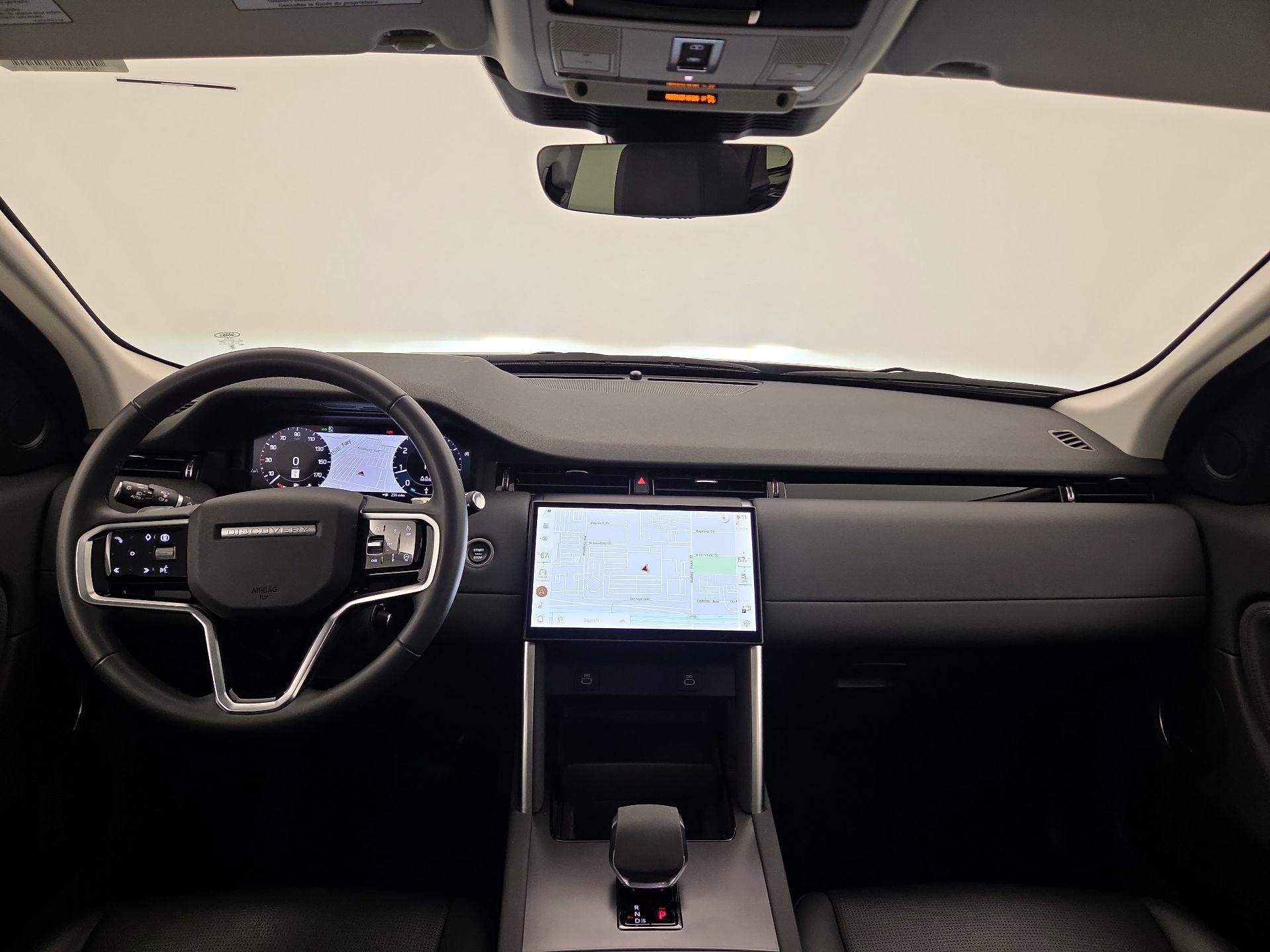 Thumbnail: 2024 Land Rover Discovery Sport - 9