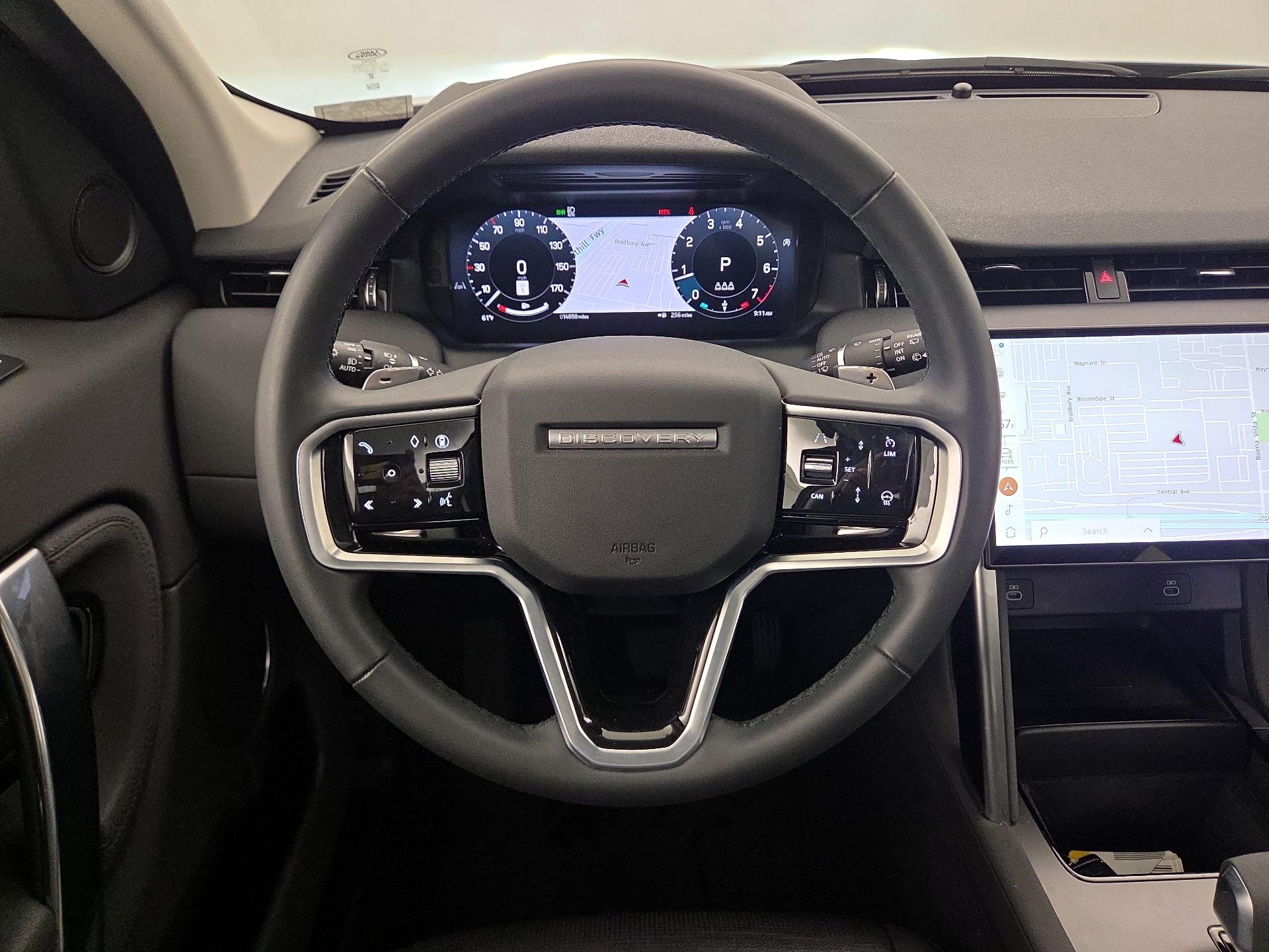 Thumbnail: 2024 Land Rover Discovery Sport - 10