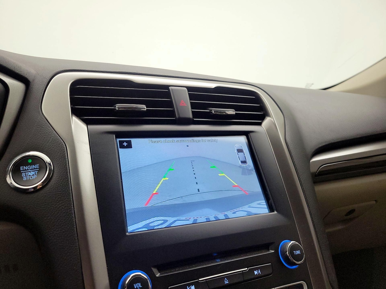 2018 Ford Fusion Hybrid SE - Photo 16