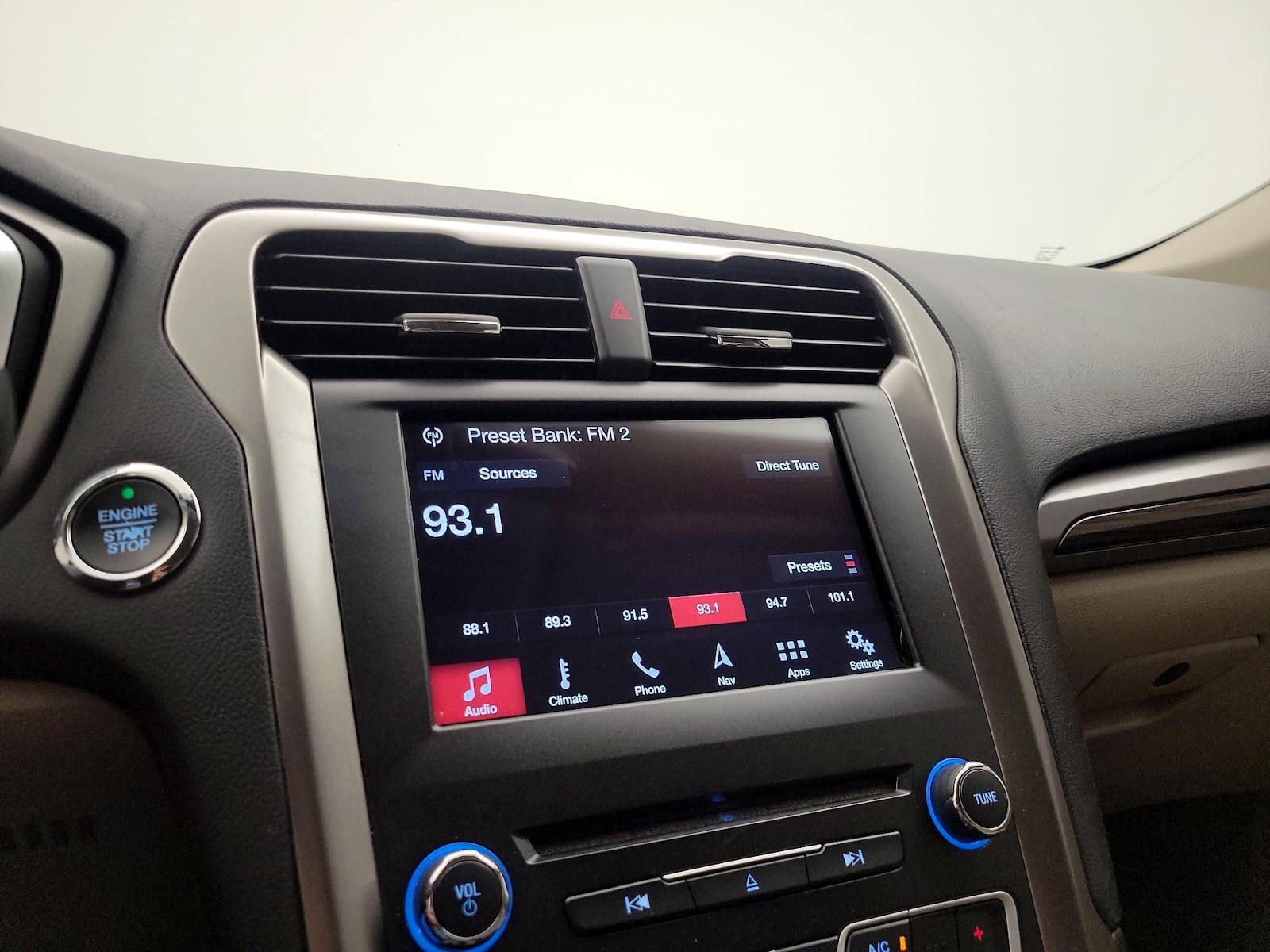 2018 Ford Fusion Hybrid SE - Photo 17