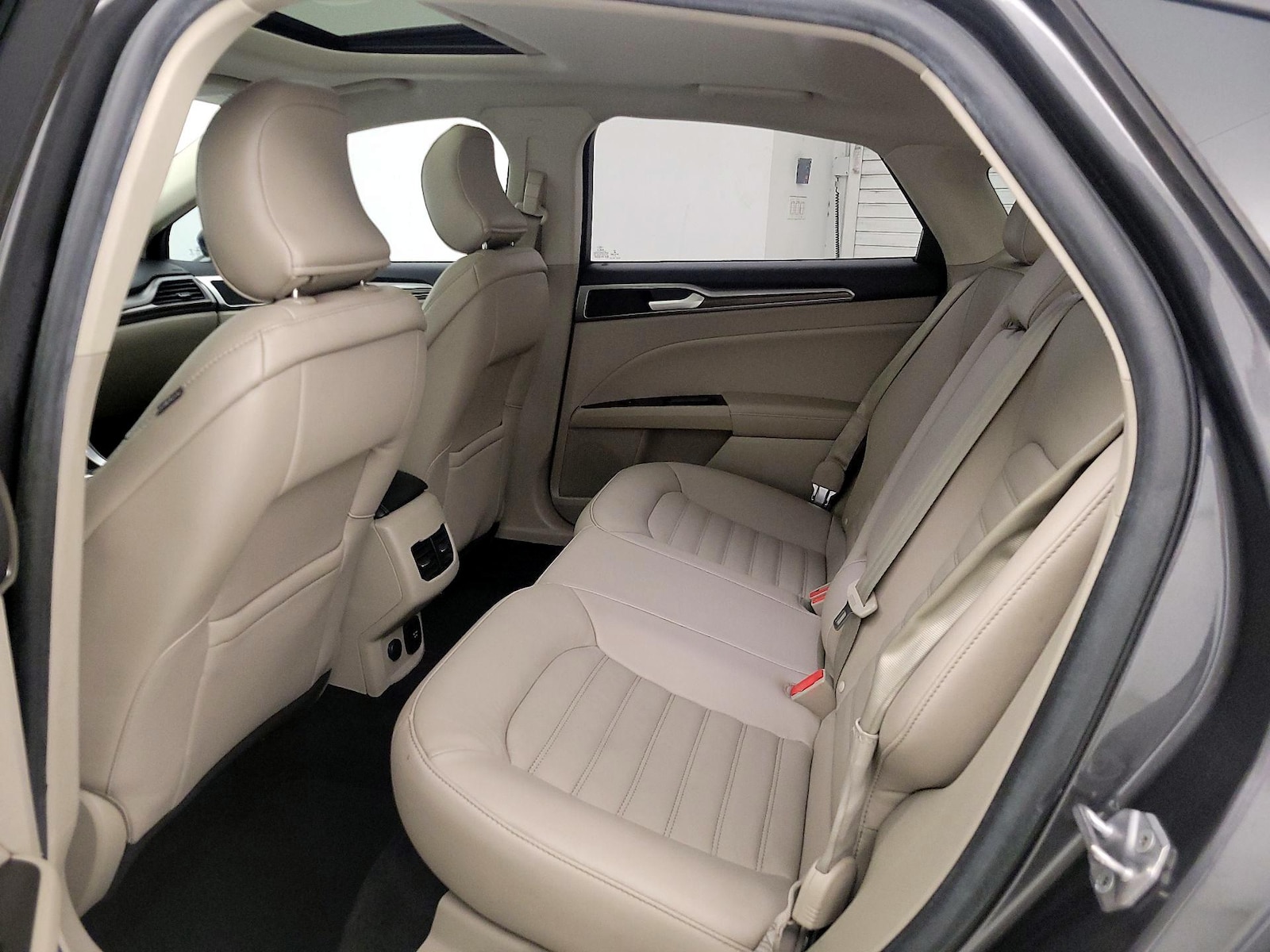 2018 Ford Fusion Hybrid SE - Photo 22