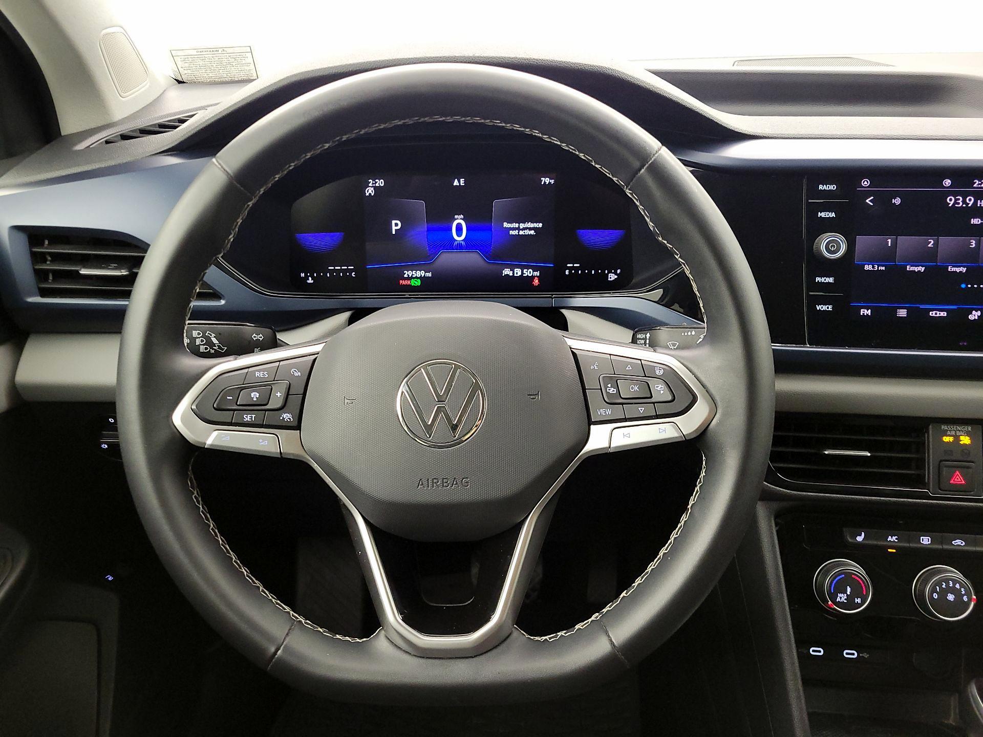 Thumbnail: 2023 Volkswagen Taos - 10
