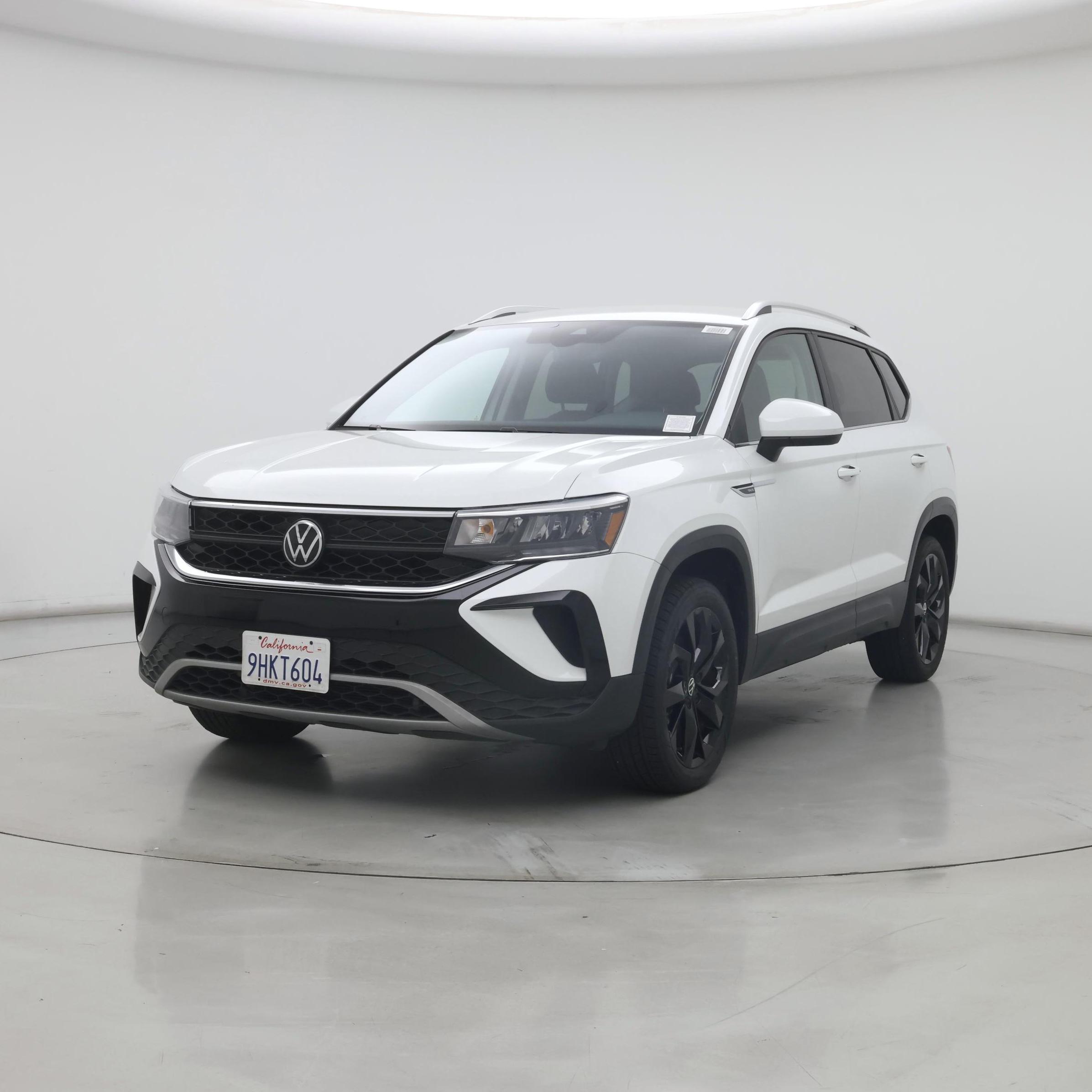 Thumbnail: 2023 Volkswagen Taos - 4