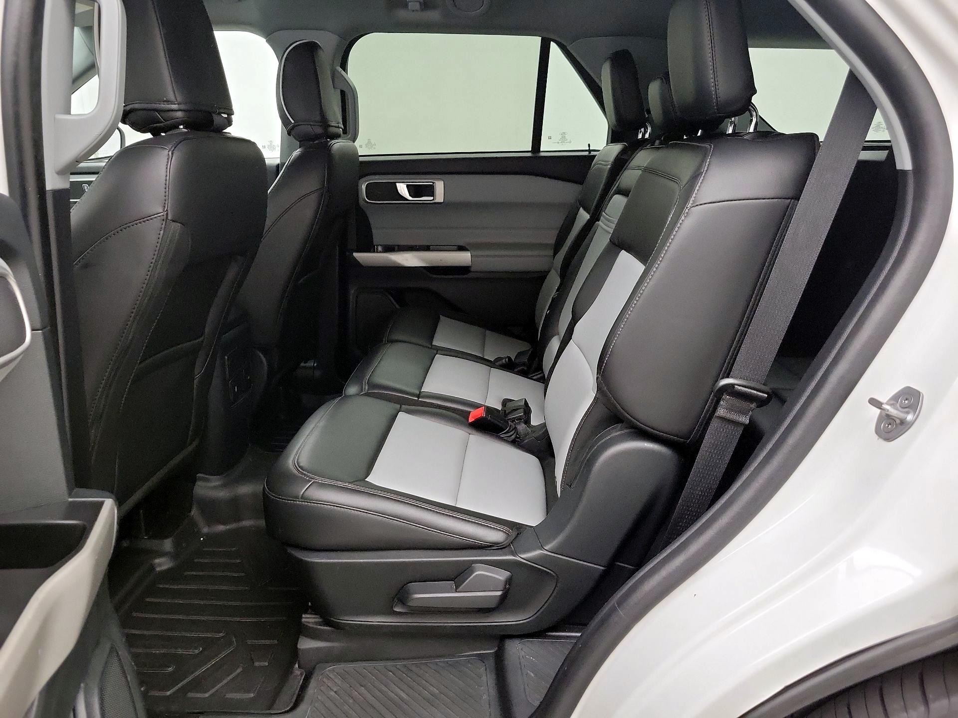 Thumbnail: 2022 Ford Explorer - 20