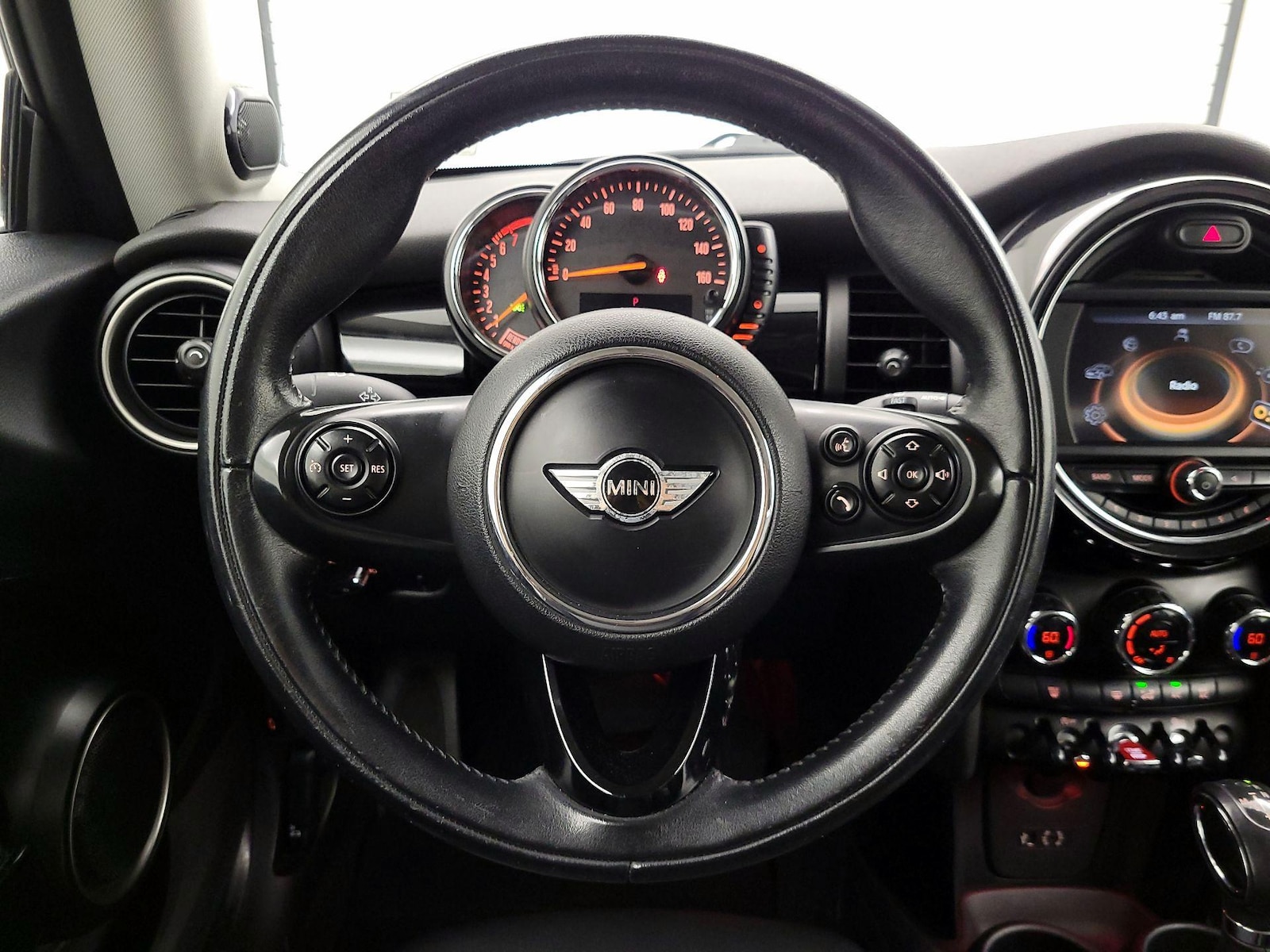 2015 MINI Cooper S - Photo 11