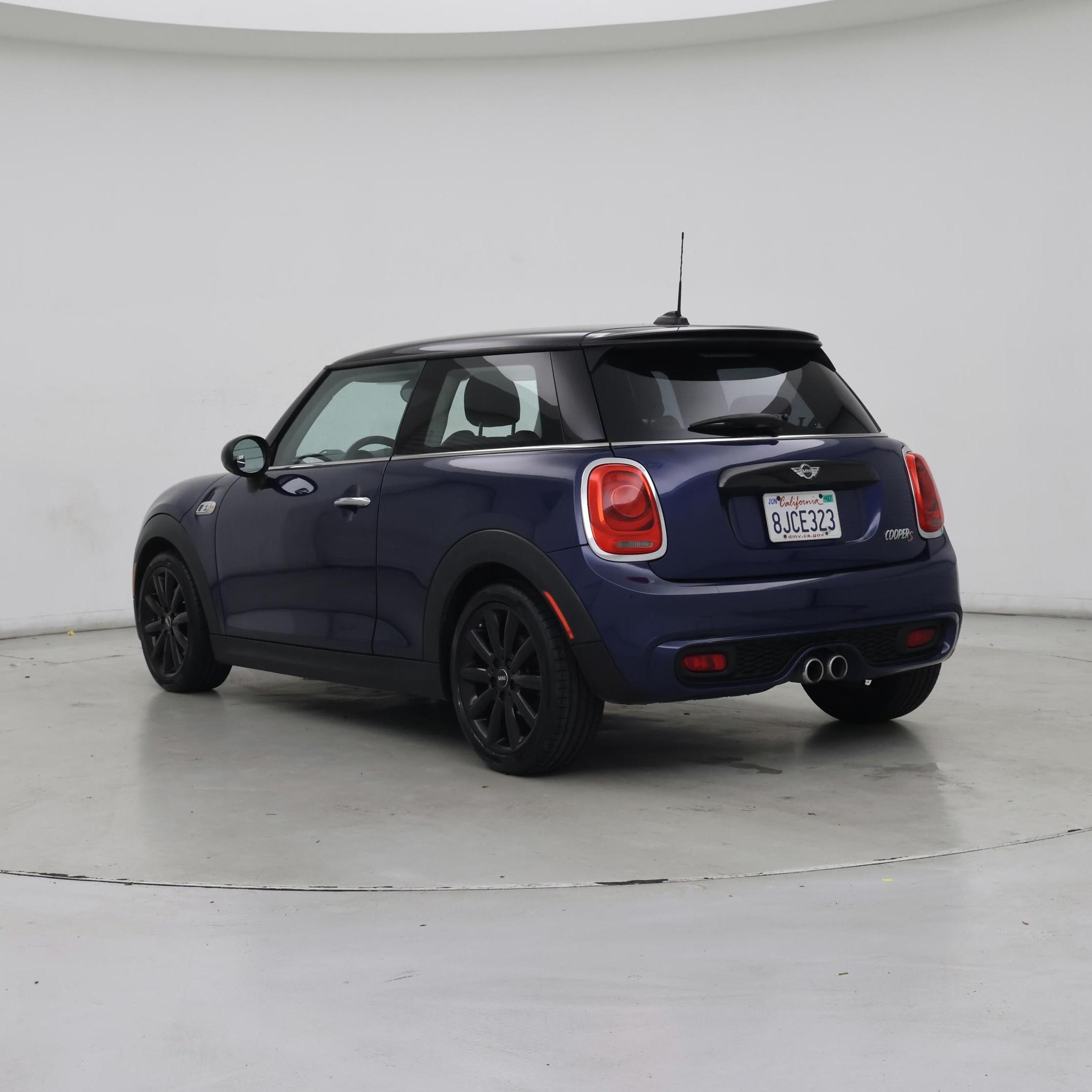 Thumbnail: 2015 MINI Cooper Hardtop - 2