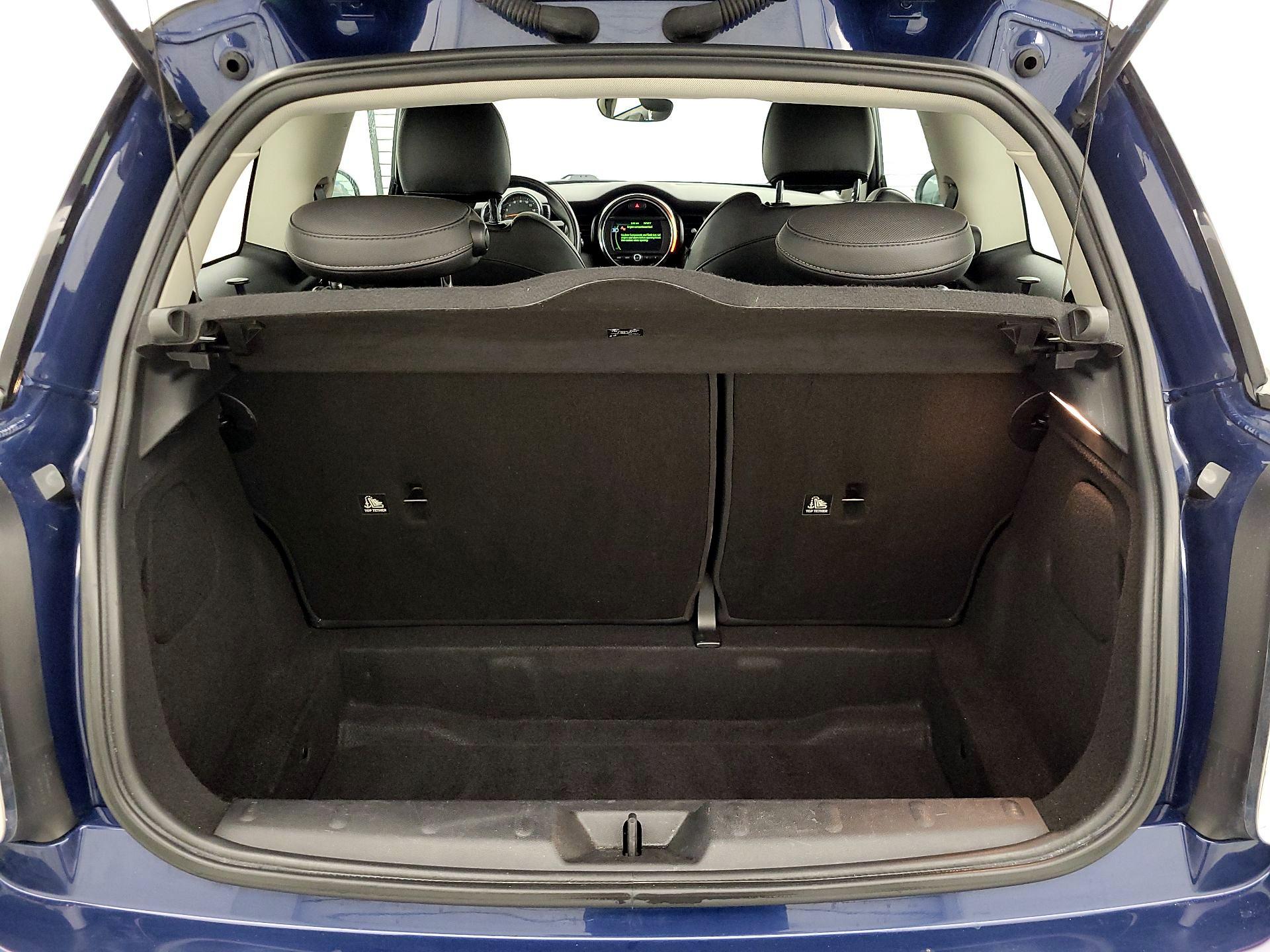 Thumbnail: 2015 MINI Cooper Hardtop - 19