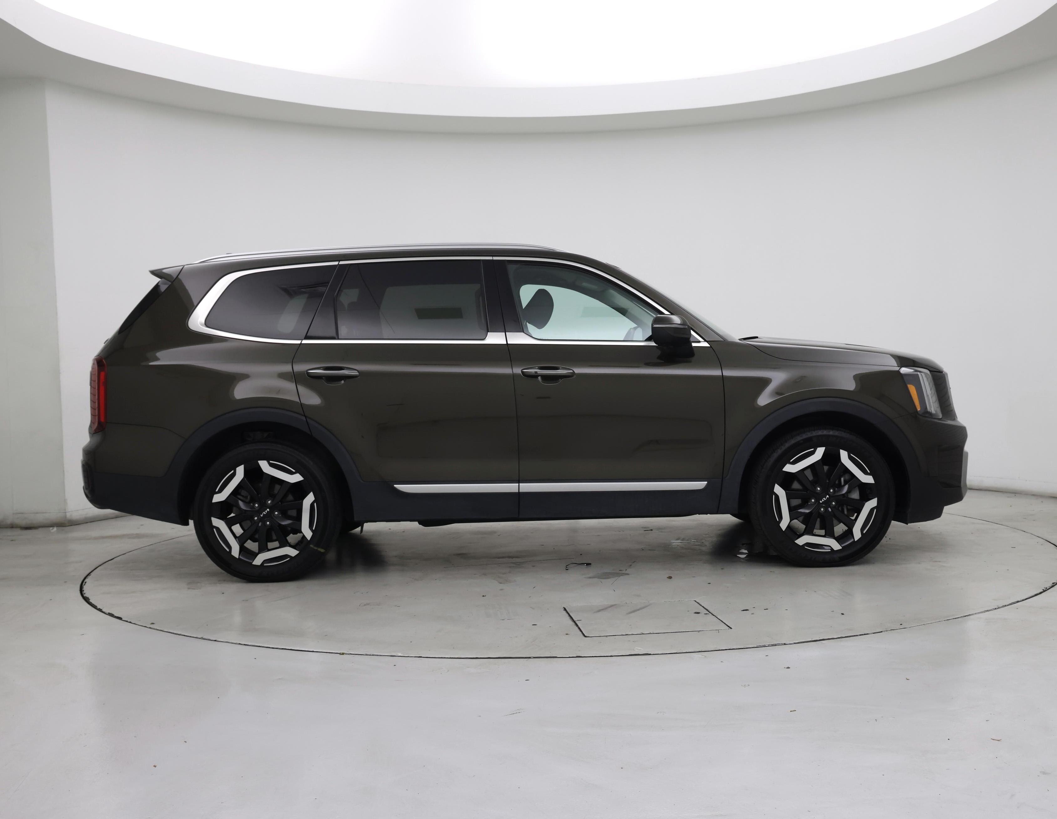 Thumbnail: 2023 Kia Telluride - 7