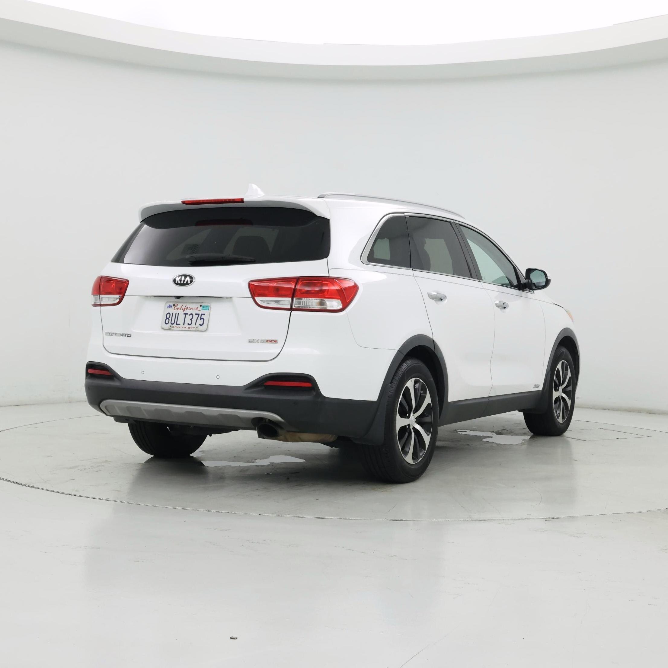 Thumbnail: 2018 Kia Sorento - 8