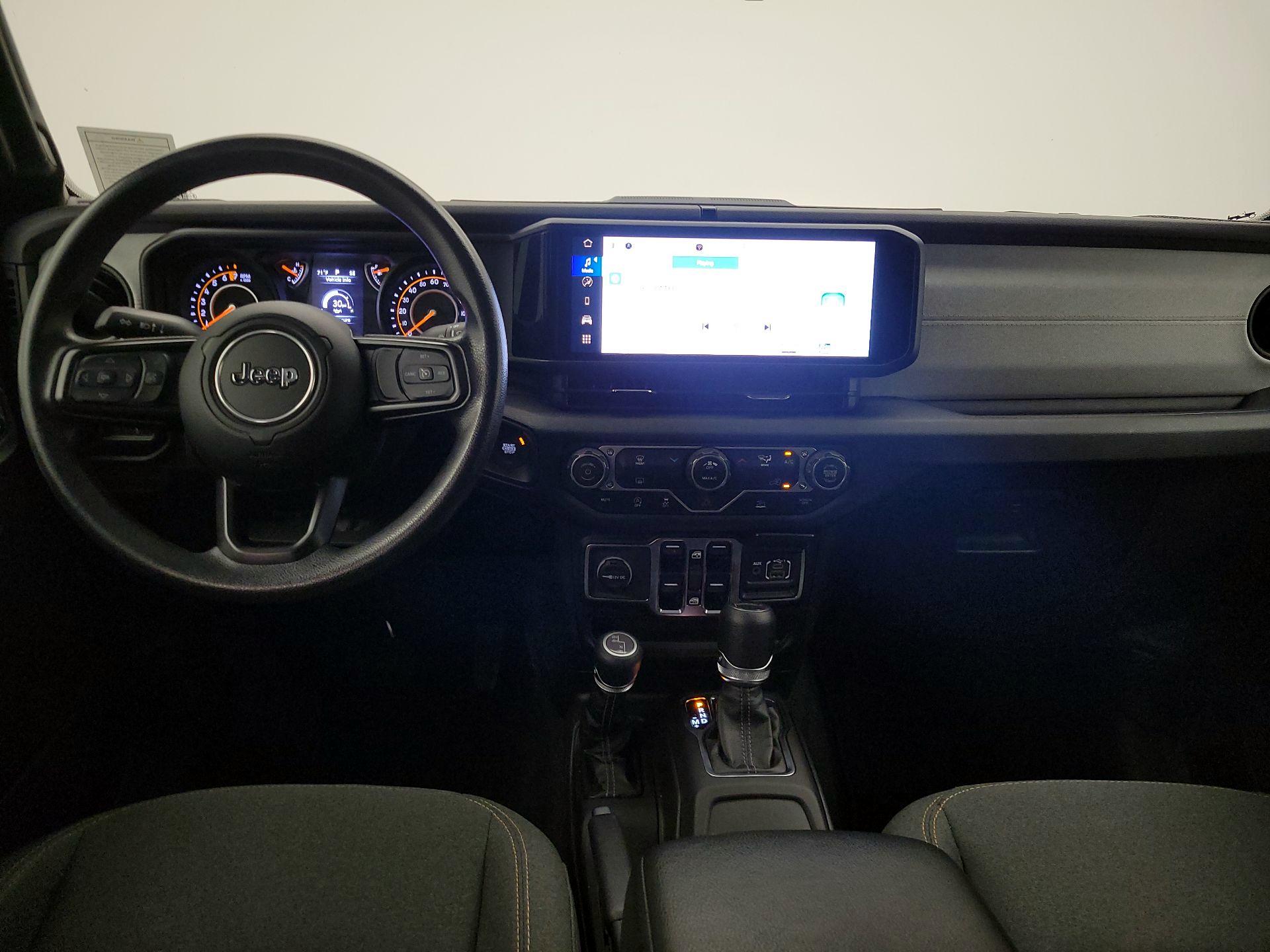 Thumbnail: 2024 Jeep Gladiator - 9