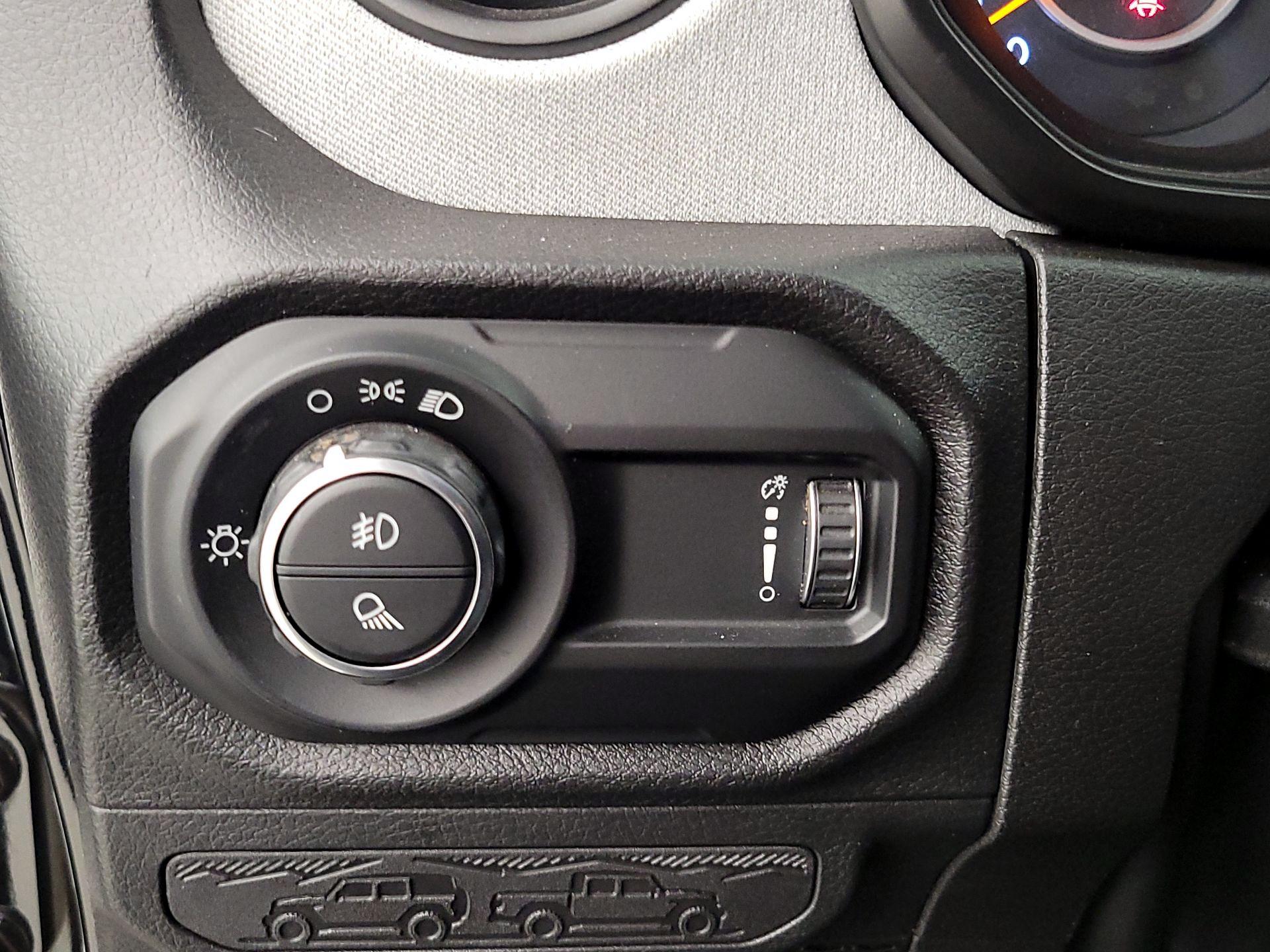 Thumbnail: 2024 Jeep Gladiator - 13