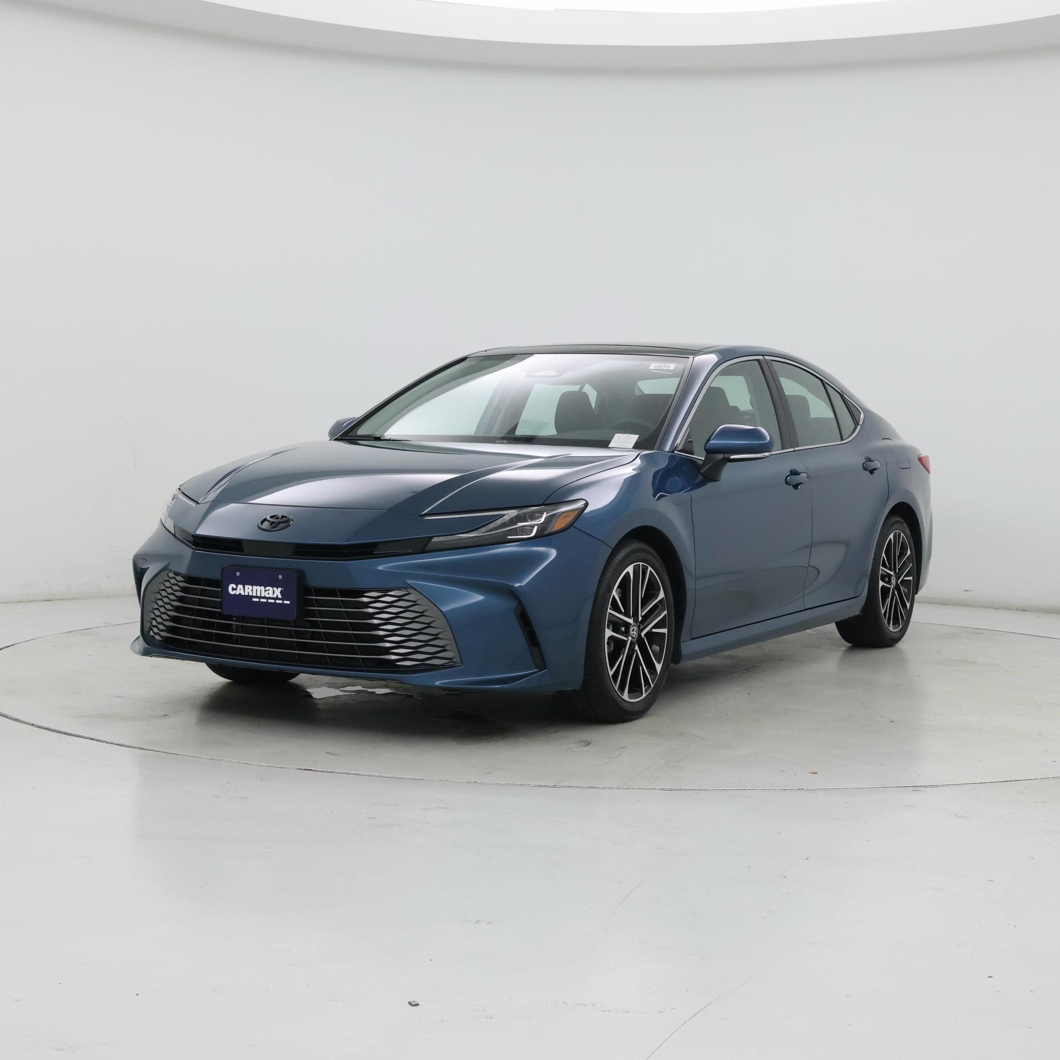 Thumbnail: 2025 Toyota Camry - 4