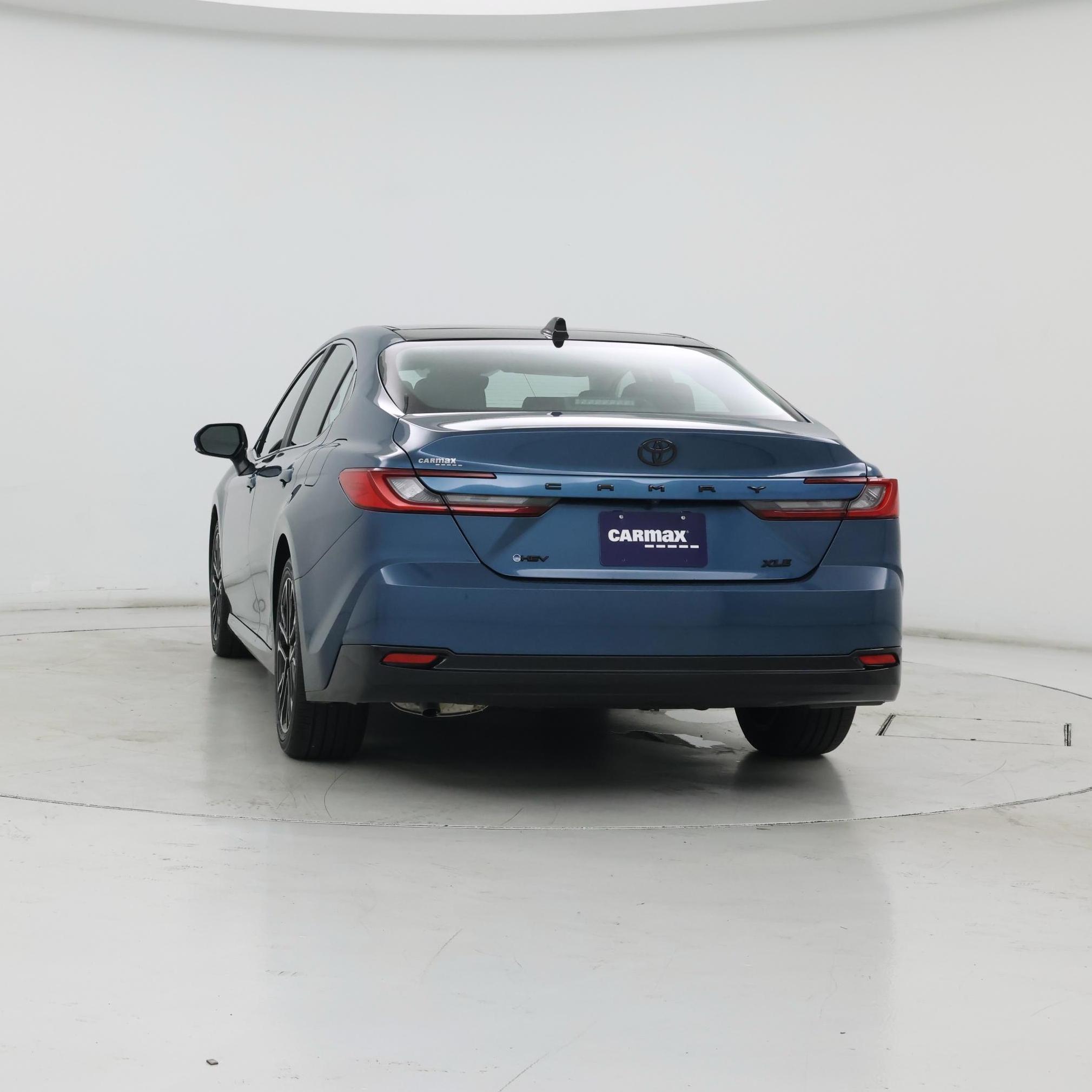 Thumbnail: 2025 Toyota Camry - 8