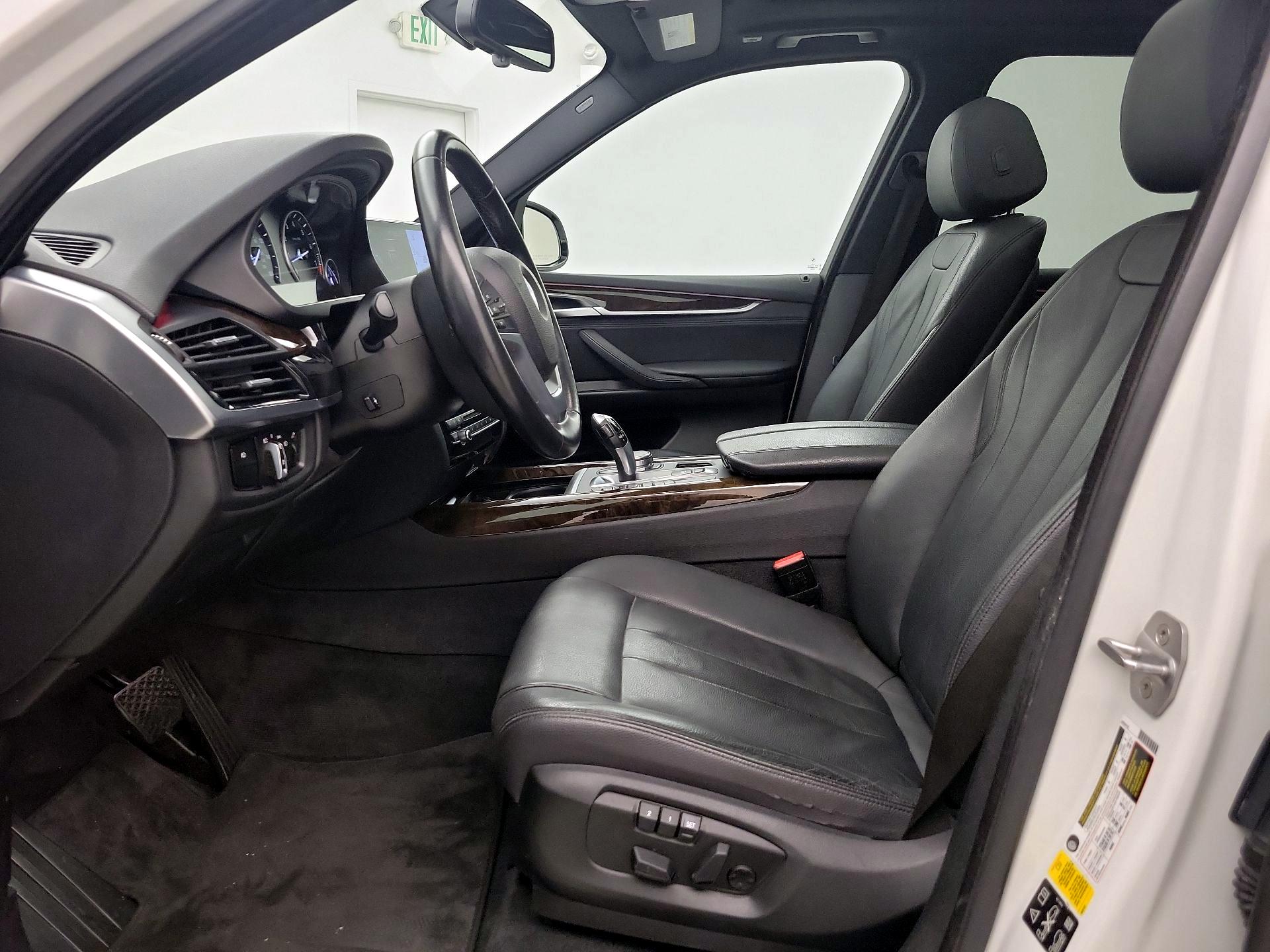 Thumbnail: 2017 BMW X5 - 11