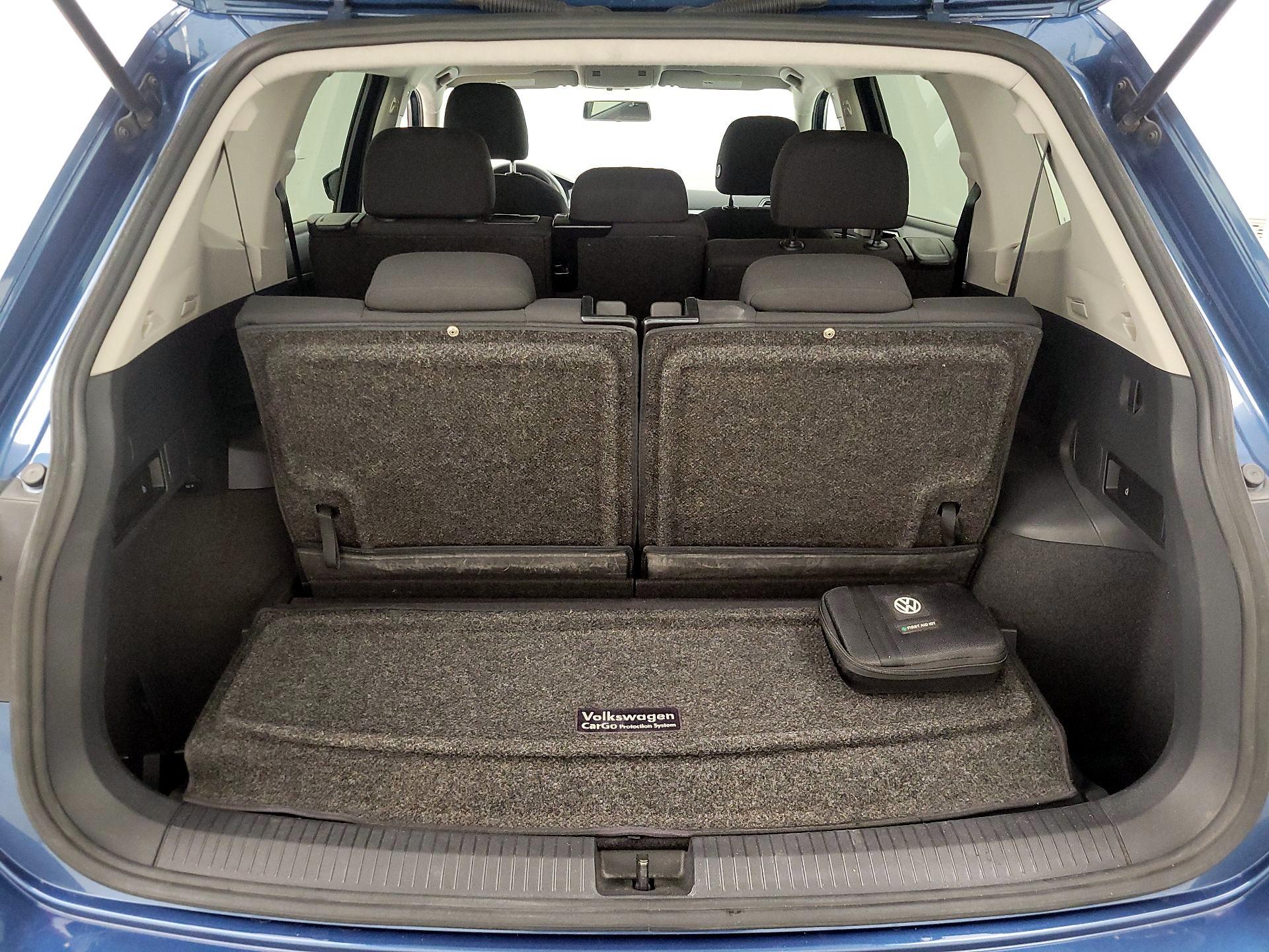 Thumbnail: 2018 Volkswagen Tiguan - 19