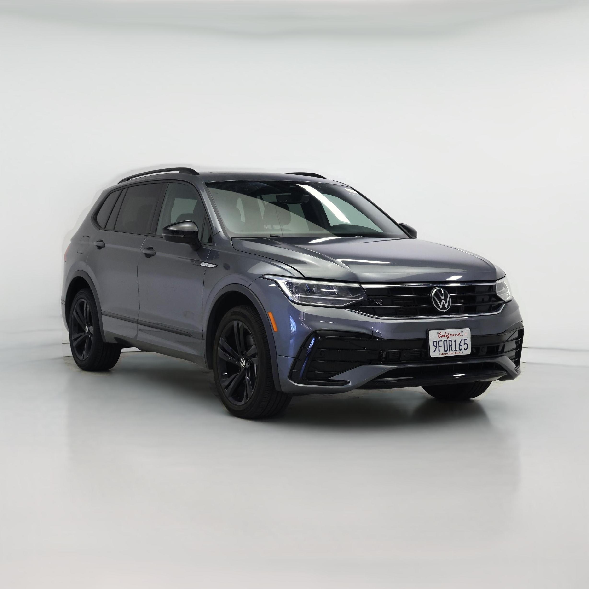 Thumbnail: 2023 Volkswagen Tiguan - 1