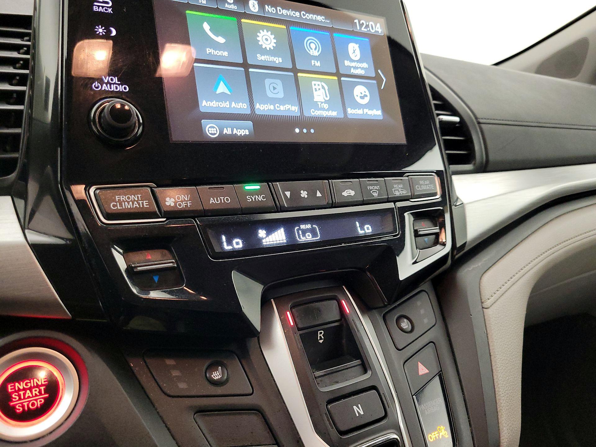 Thumbnail: 2019 Honda Odyssey - 16