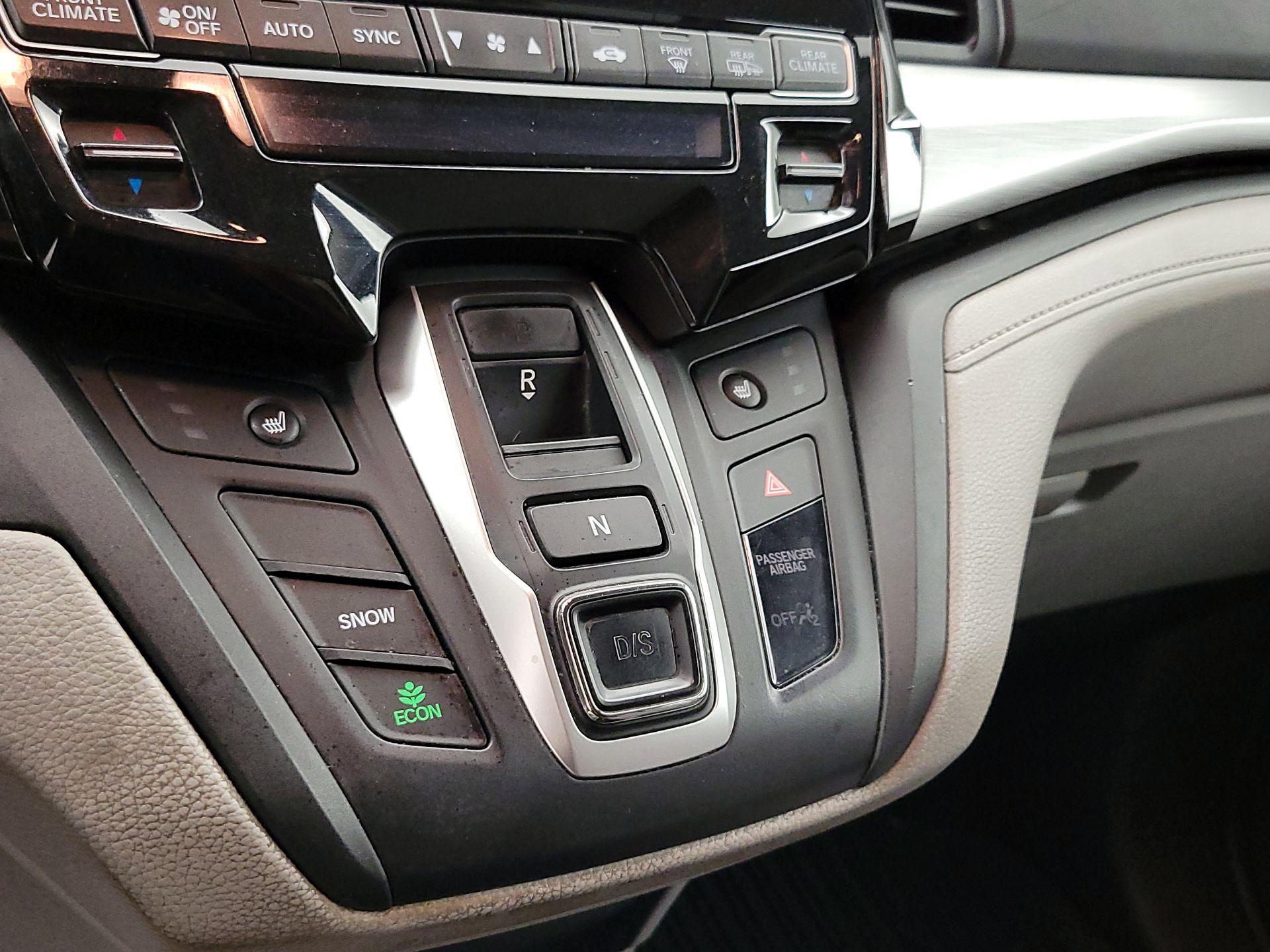 Thumbnail: 2019 Honda Odyssey - 17