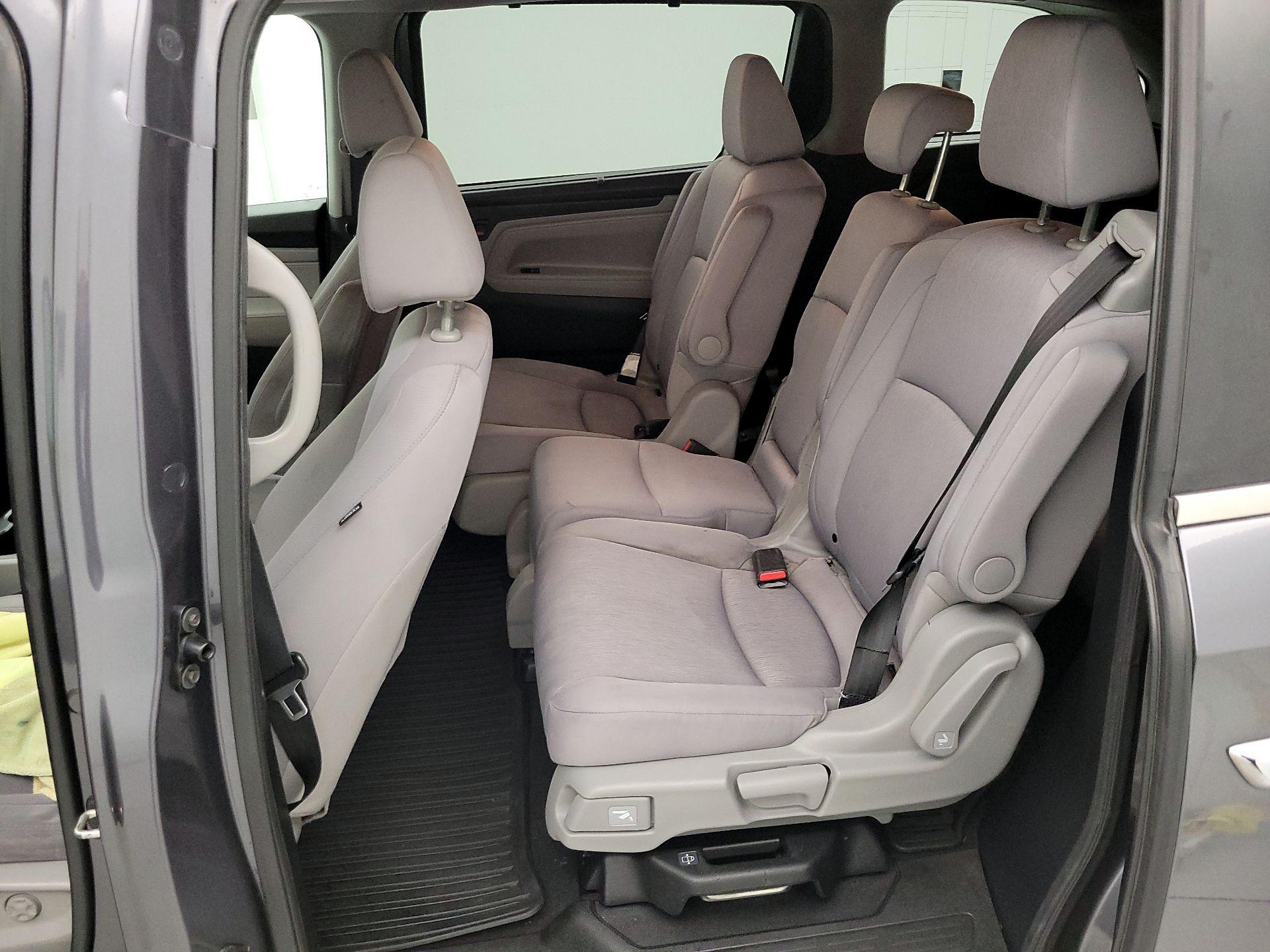 Thumbnail: 2019 Honda Odyssey - 18