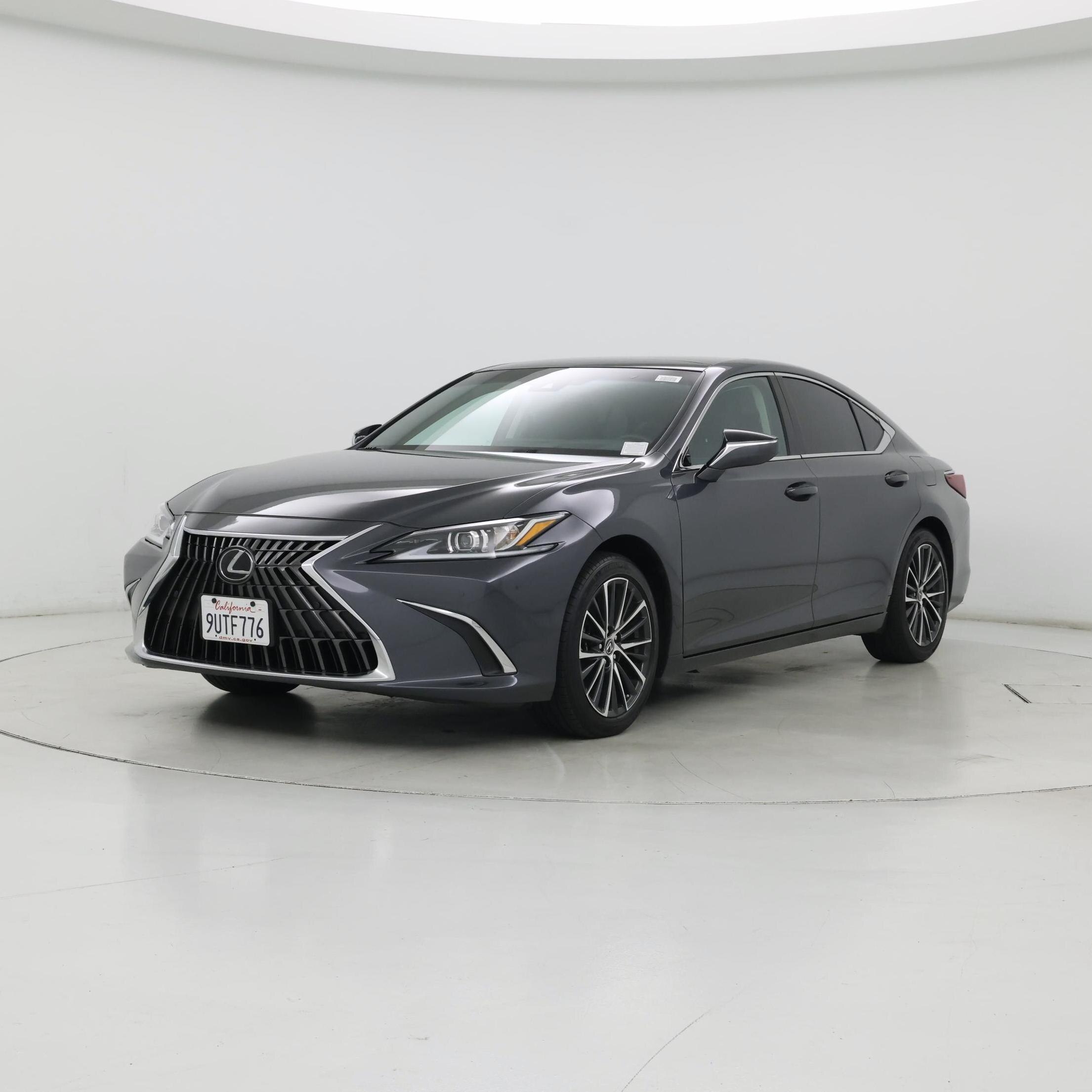 Thumbnail: 2025 Lexus ES - 4