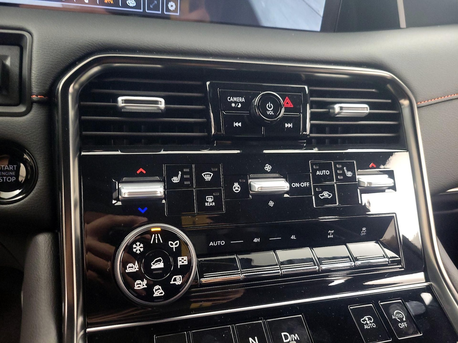 2026 Nissan Armada PRO-4X - Photo 18