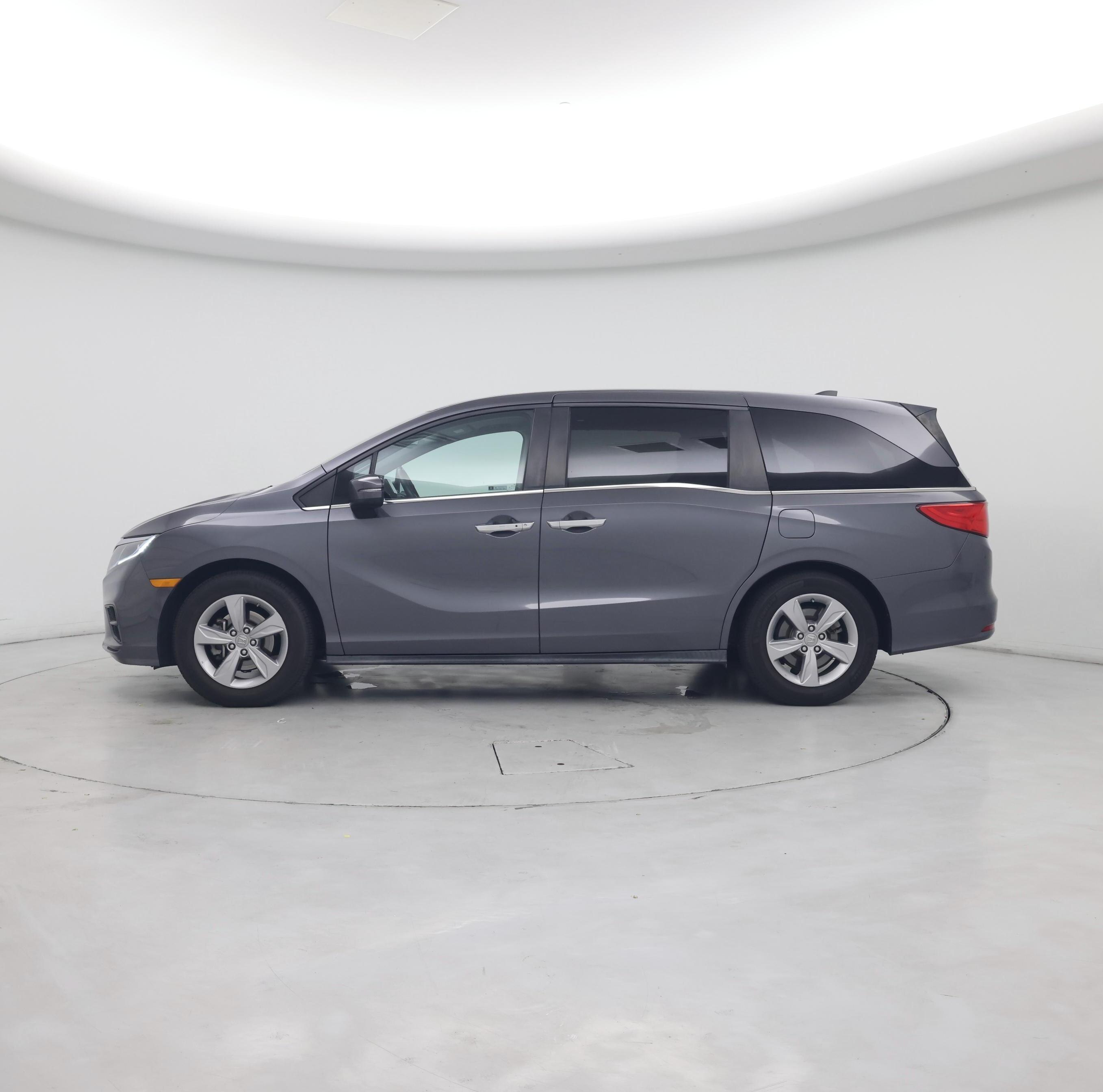 Thumbnail: 2019 Honda Odyssey - 3
