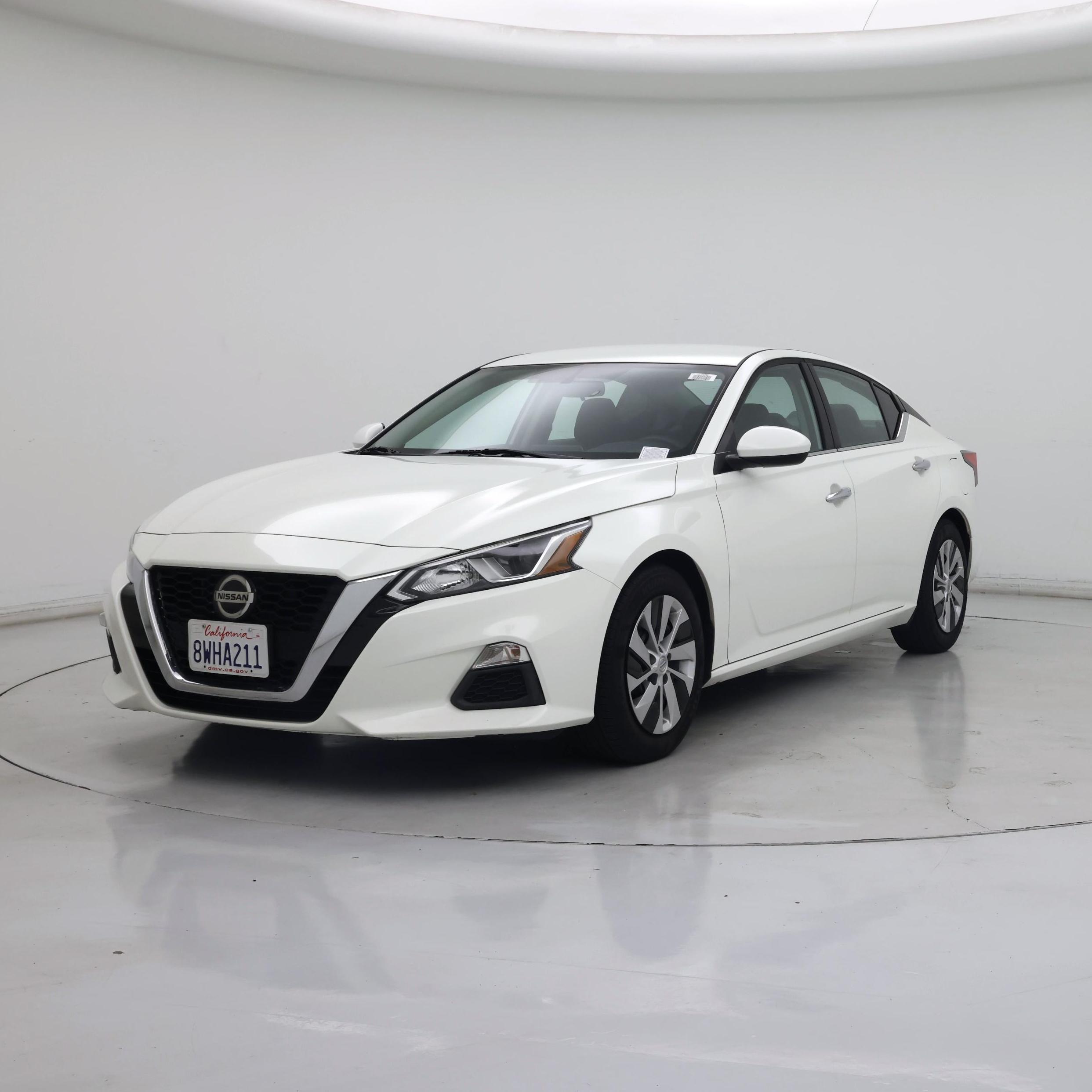 Thumbnail: 2019 Nissan Altima - 4