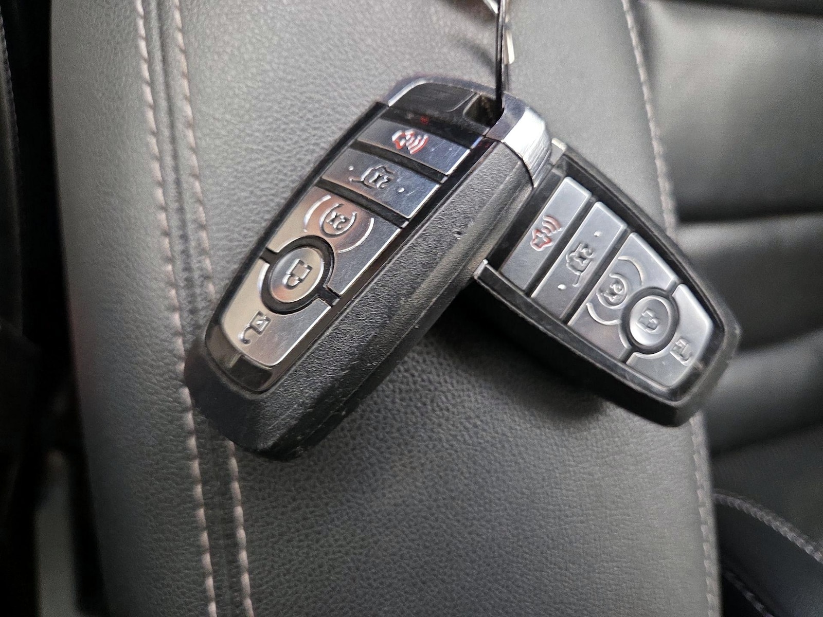 2020 Ford Escape SEL - Photo 23