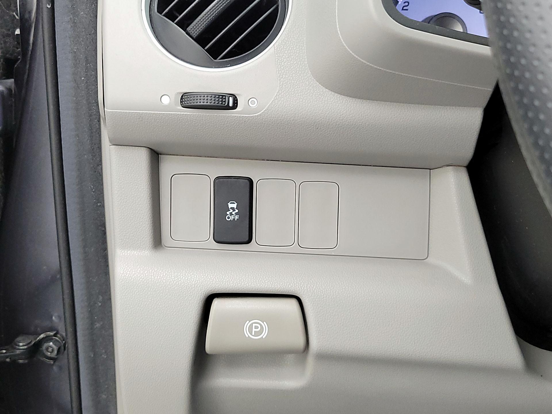 Thumbnail: 2014 Honda Pilot - 13